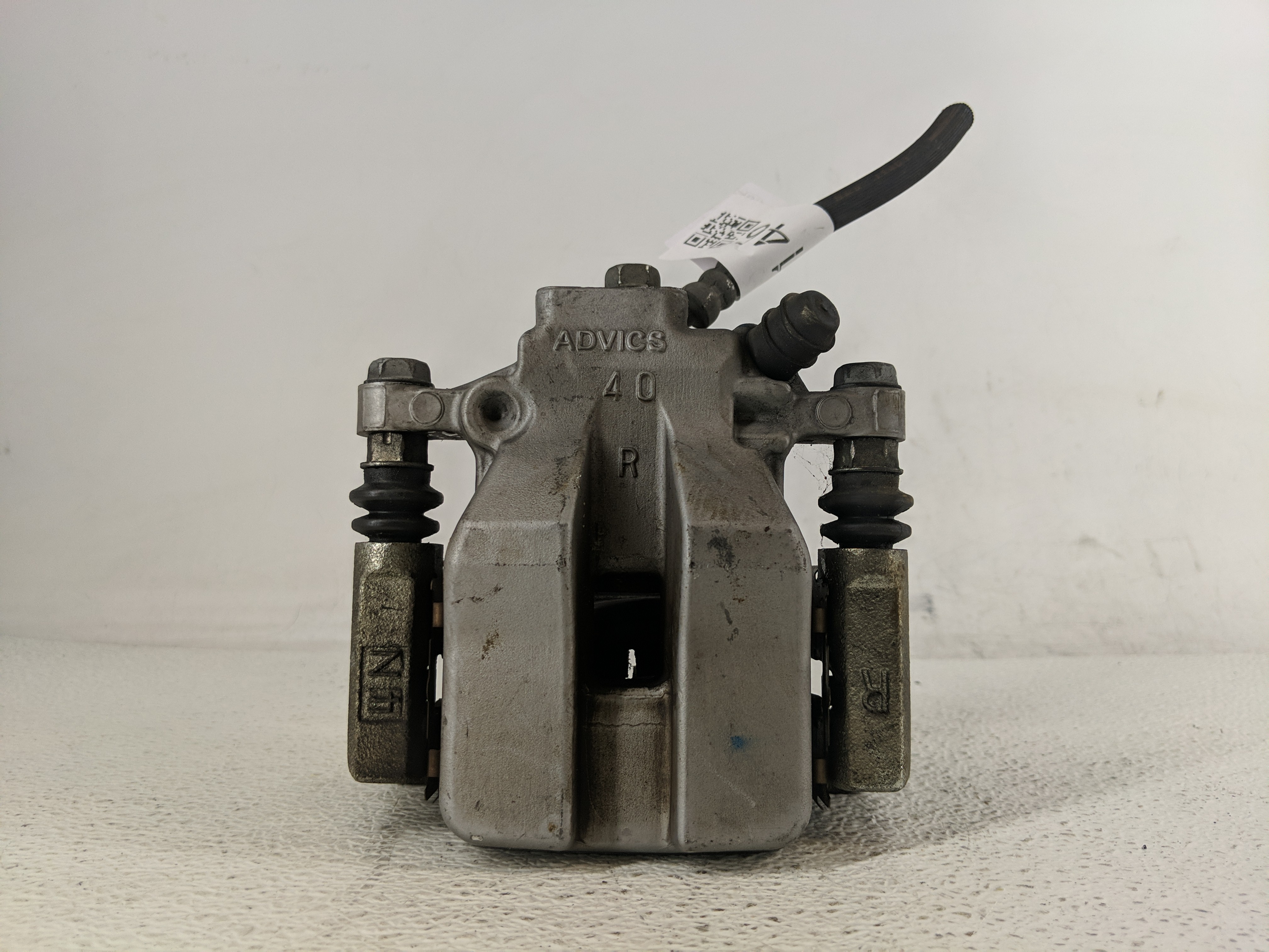 2018-2022 Toyota Camry Front Driver Left Brake Caliper 1195146 - Oemusedautoparts1.com