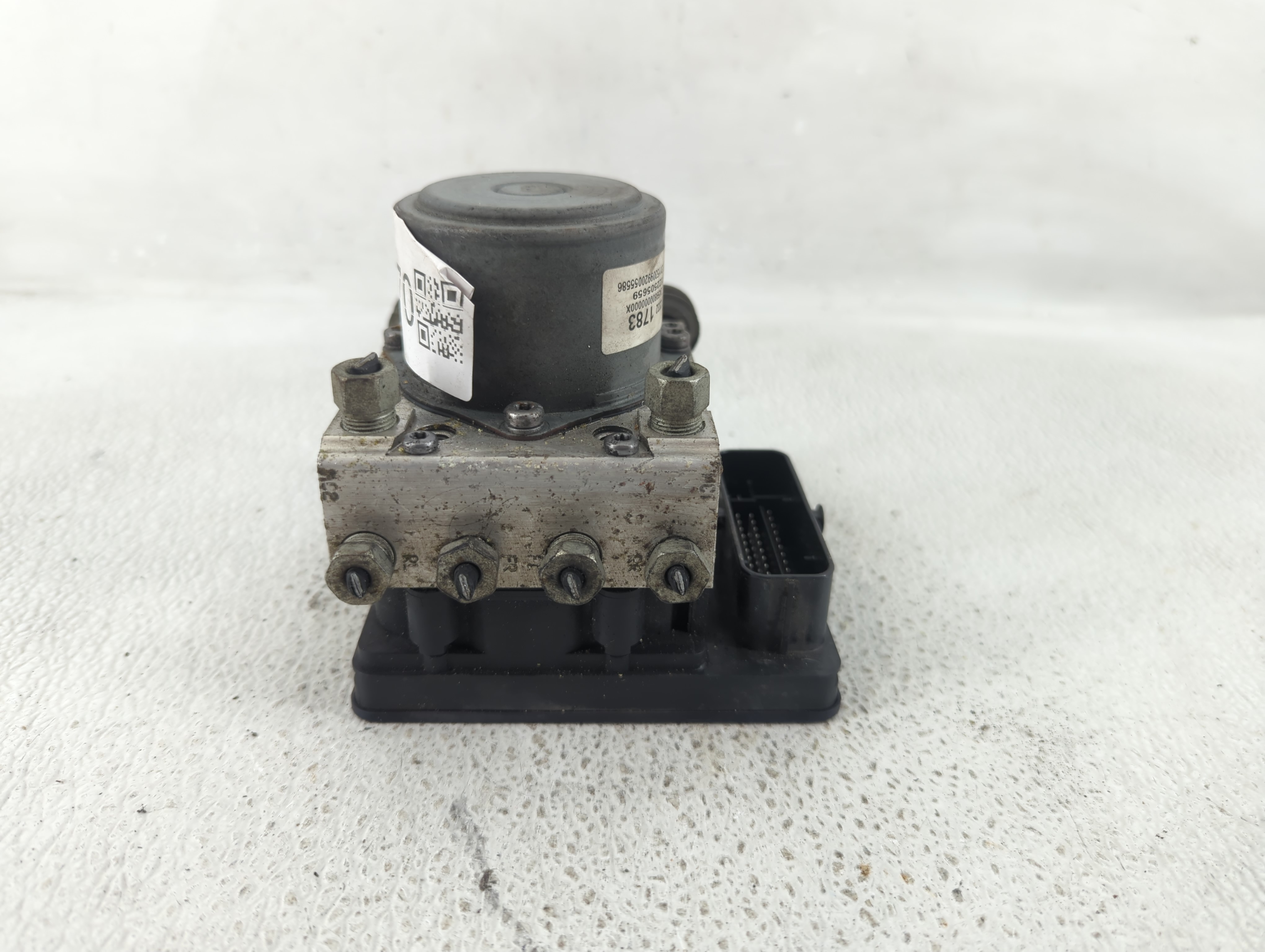2016-2016 Buick Lacrosse Abs Pump Control Module 1195170 - Oemusedautoparts1.com
