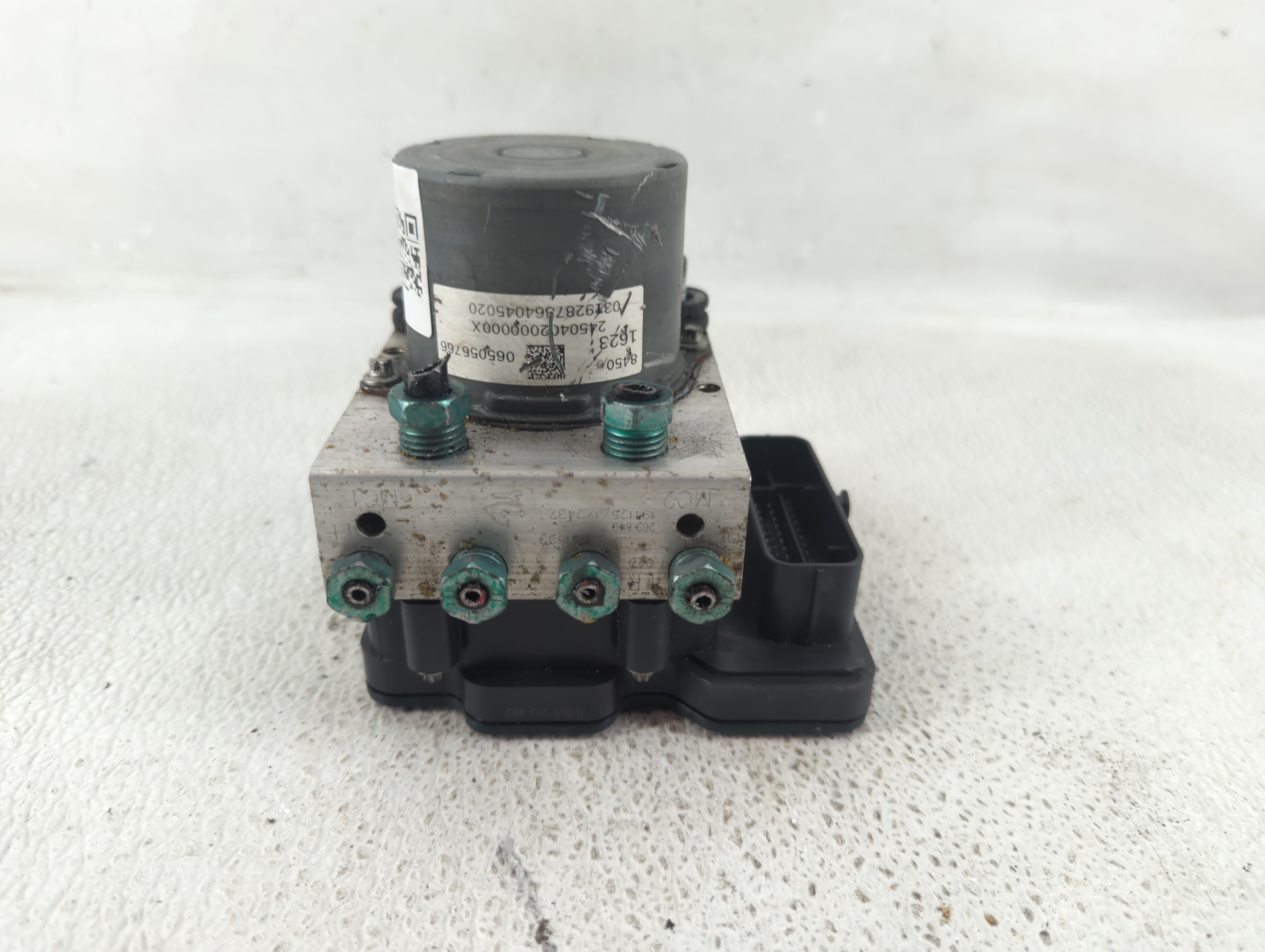 2019-2021 Chevrolet Malibu Abs Pump Control Module 1195178 - Oemusedautoparts1.com
