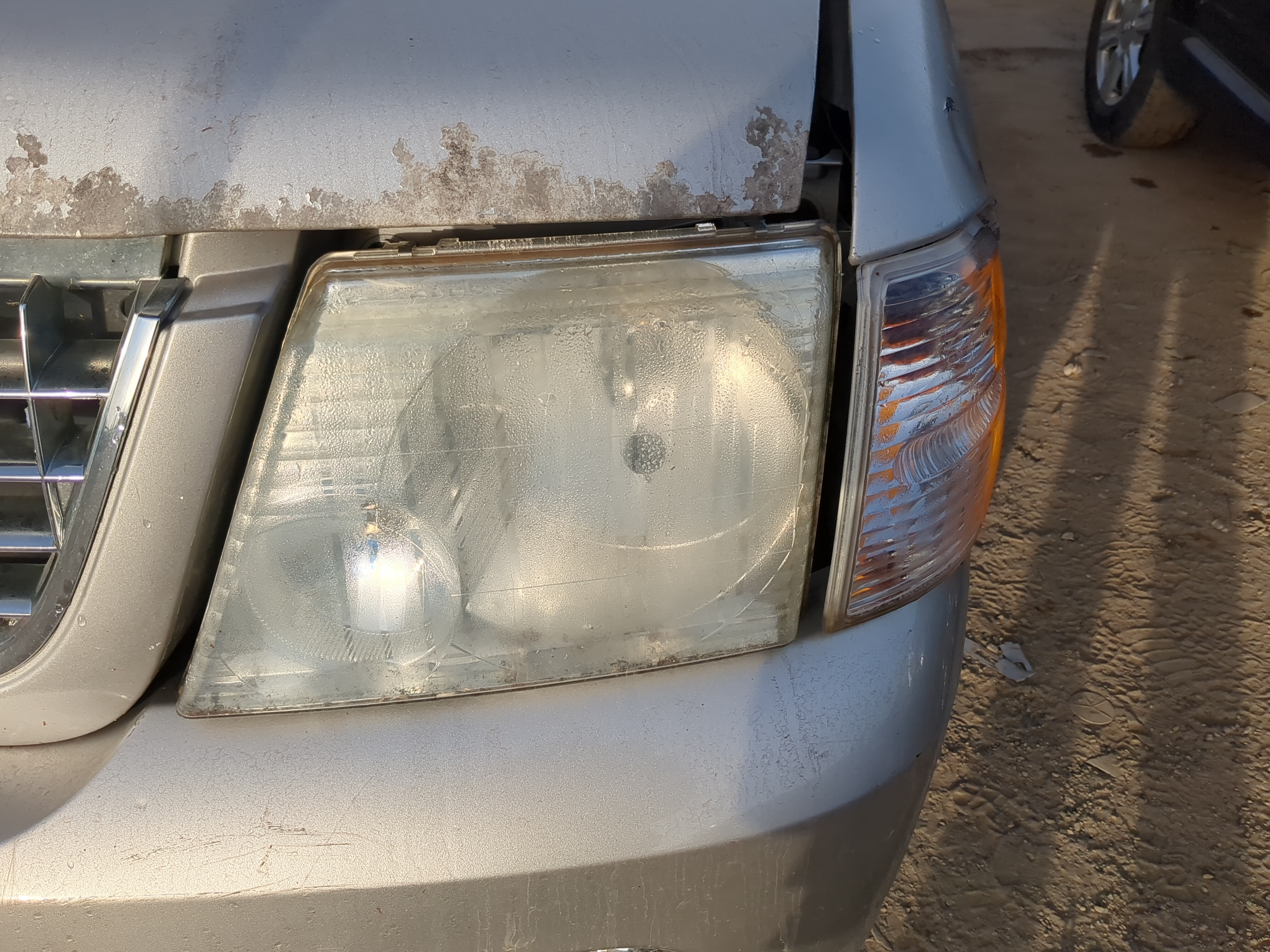 2002-2005 Ford Explorer Driver Left Oem Head Light Headlight Lamp 1195238 - Oemusedautoparts1.com