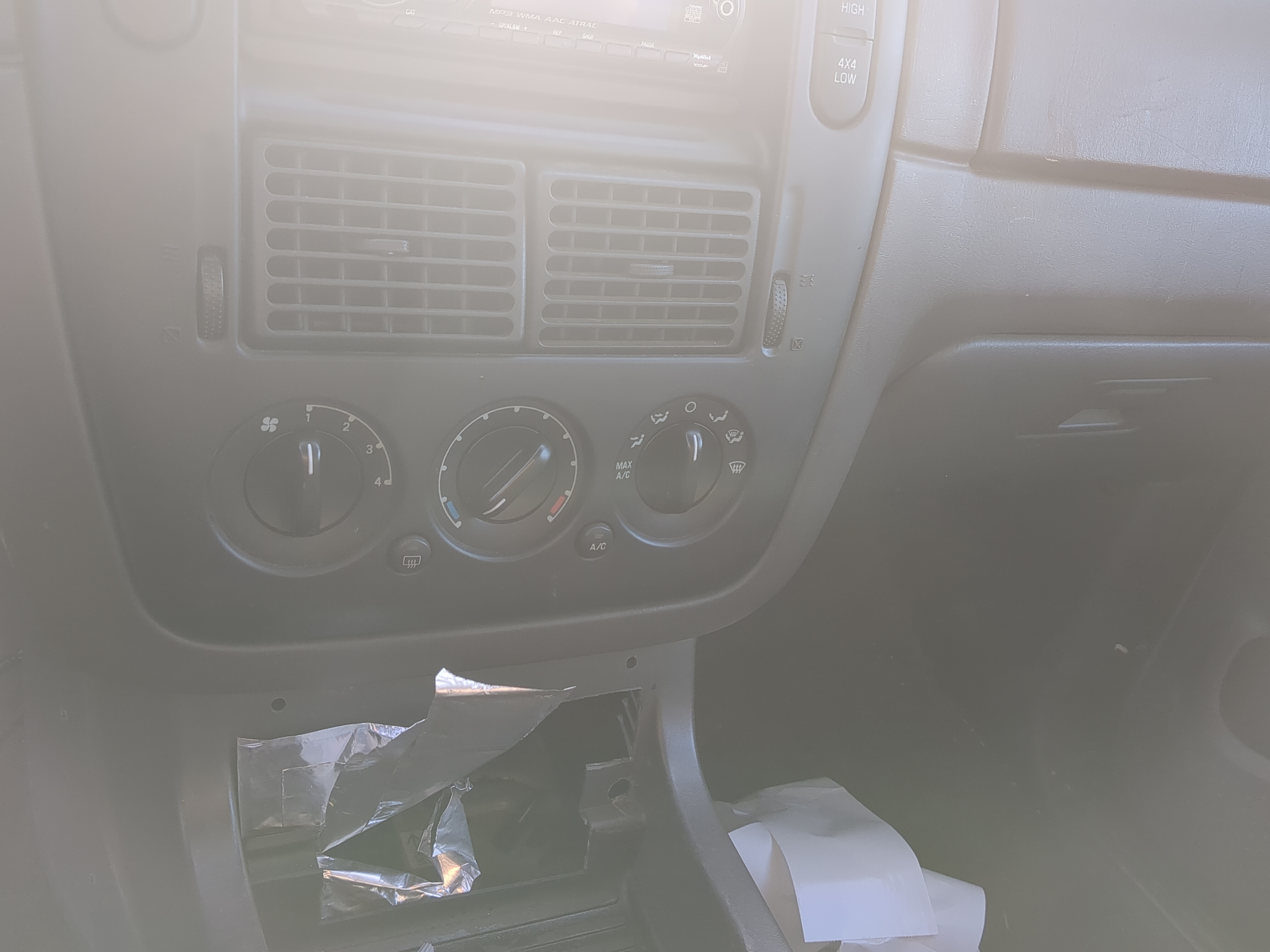 2002-2006 Ford Explorer Ac Heater Climate Control 1195258 - Oemusedautoparts1.com