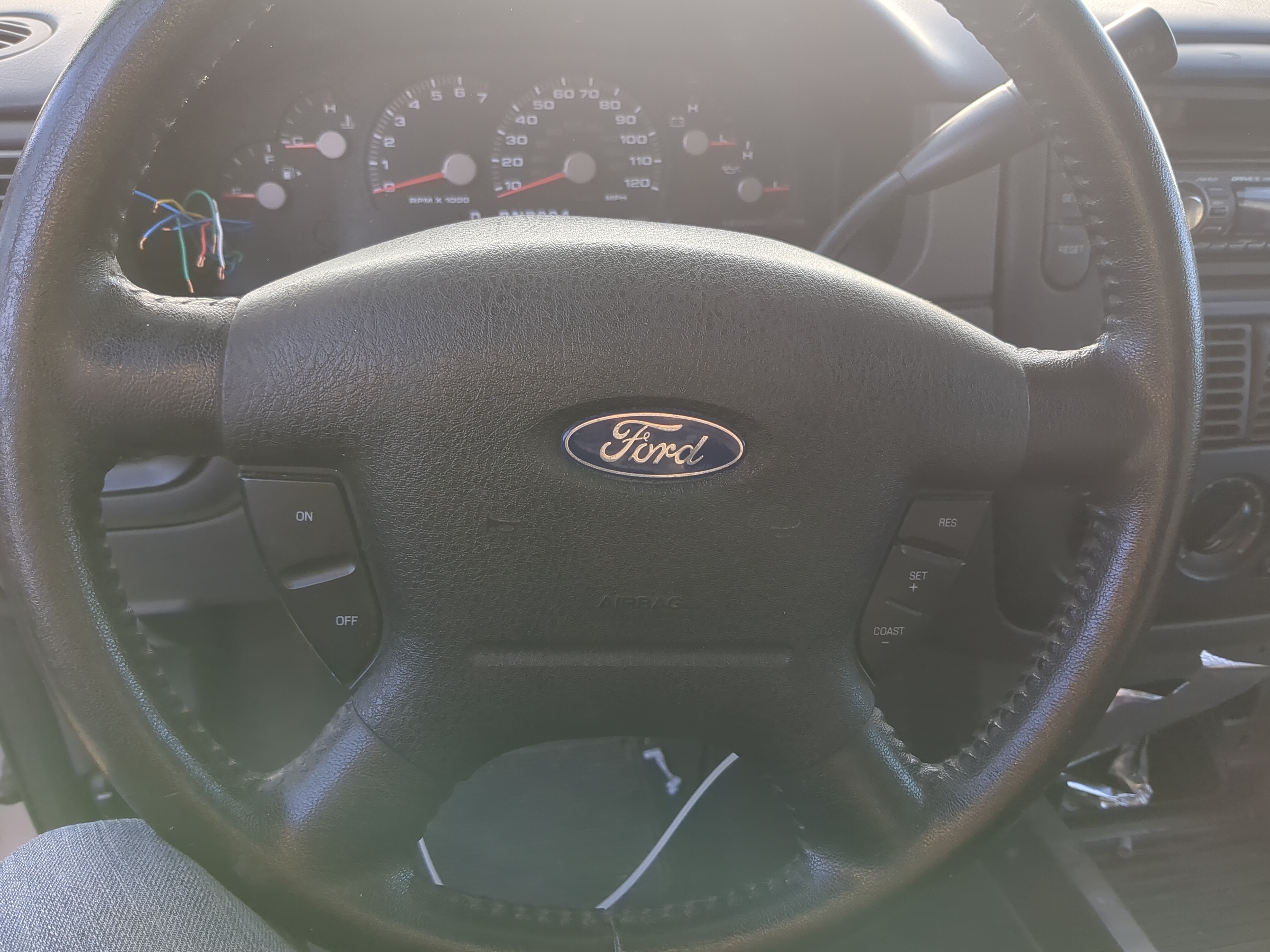 2002-2005 Ford Explorer Air Bag Driver Left Steering Wheel Mounted 1195295 - Oemusedautoparts1.com