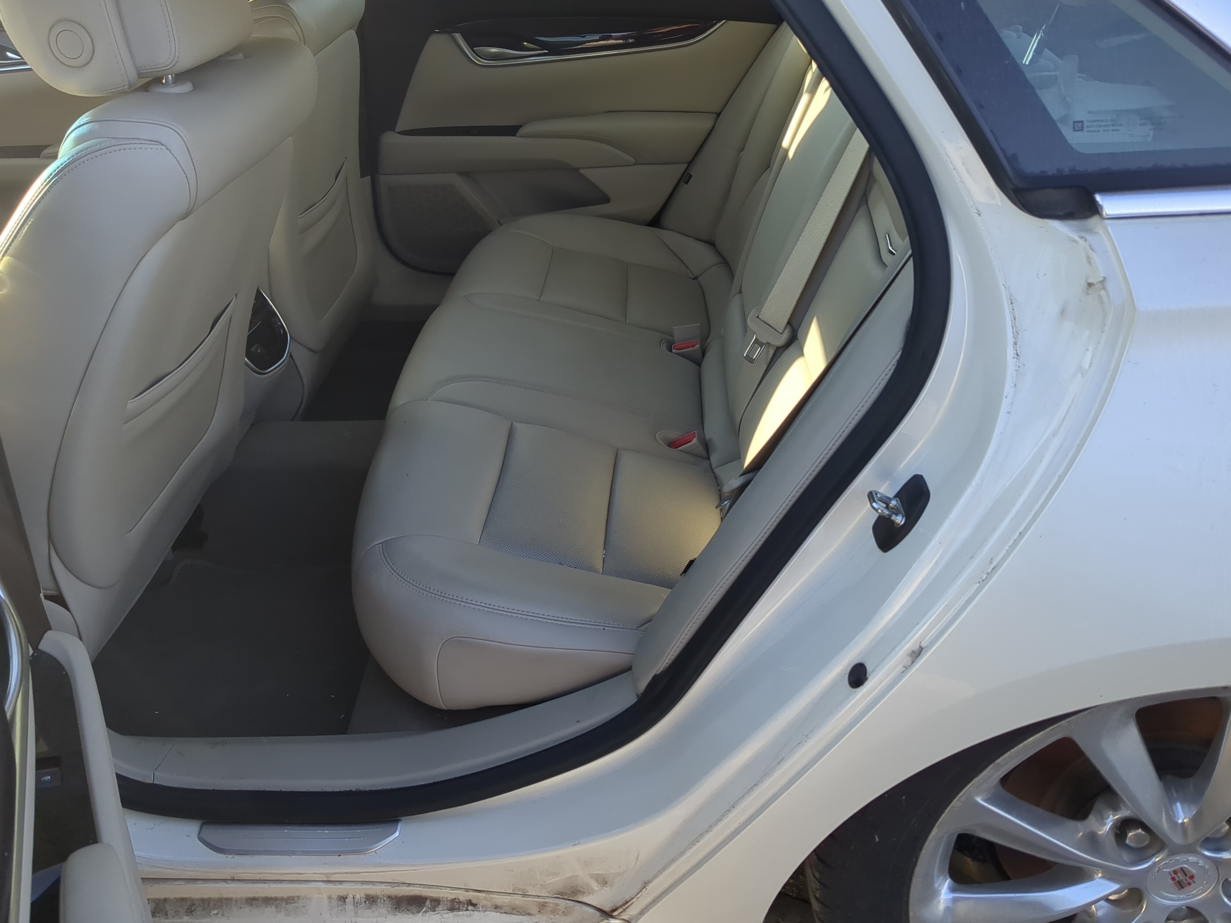 2013 Cadillac Xts Rear Seat Oem 1195365 - Oemusedautoparts1.com