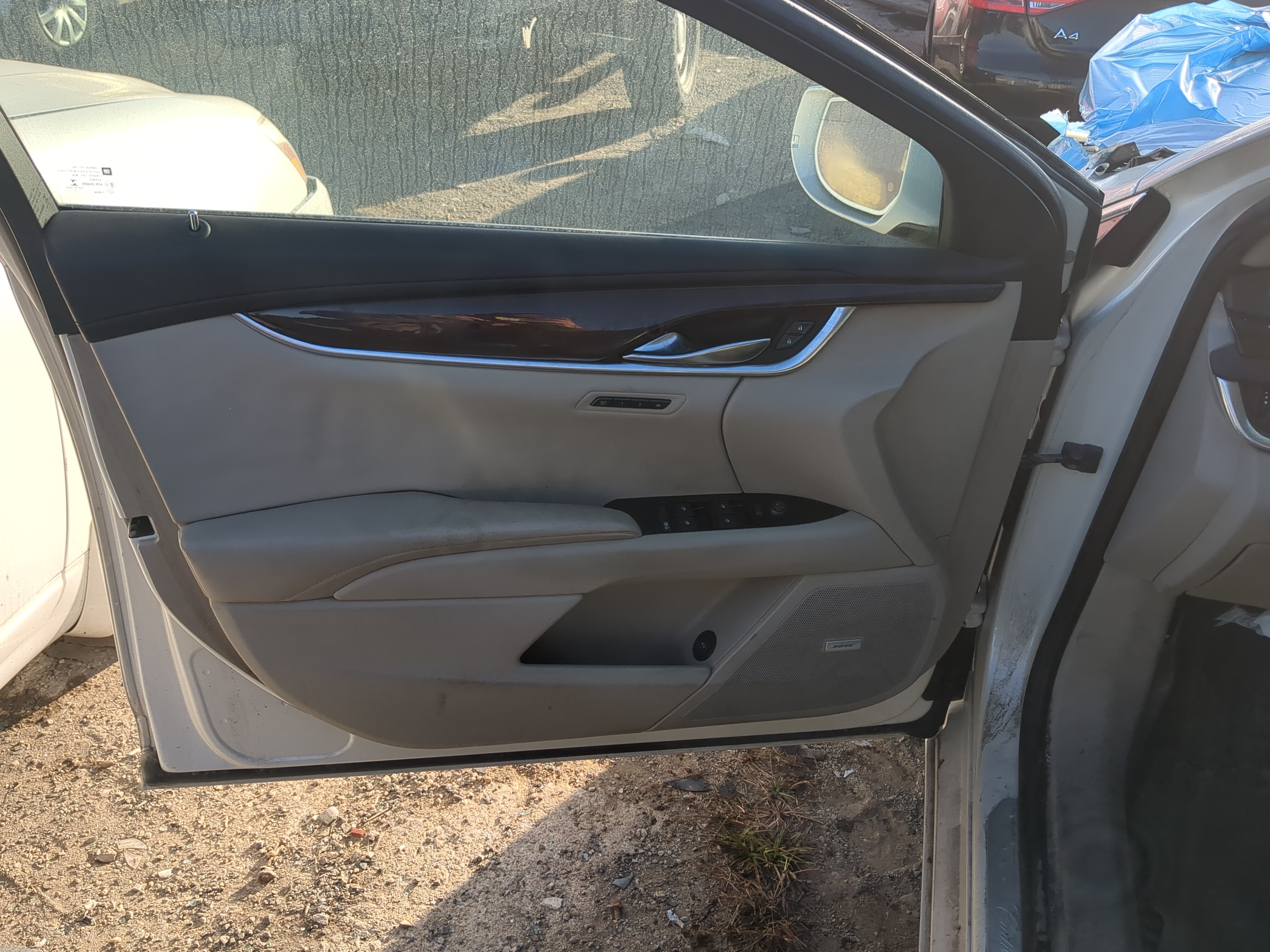 Picture of 2013 Cadillac Xts Front Left Driver Interior Door Panel Trim 1195368