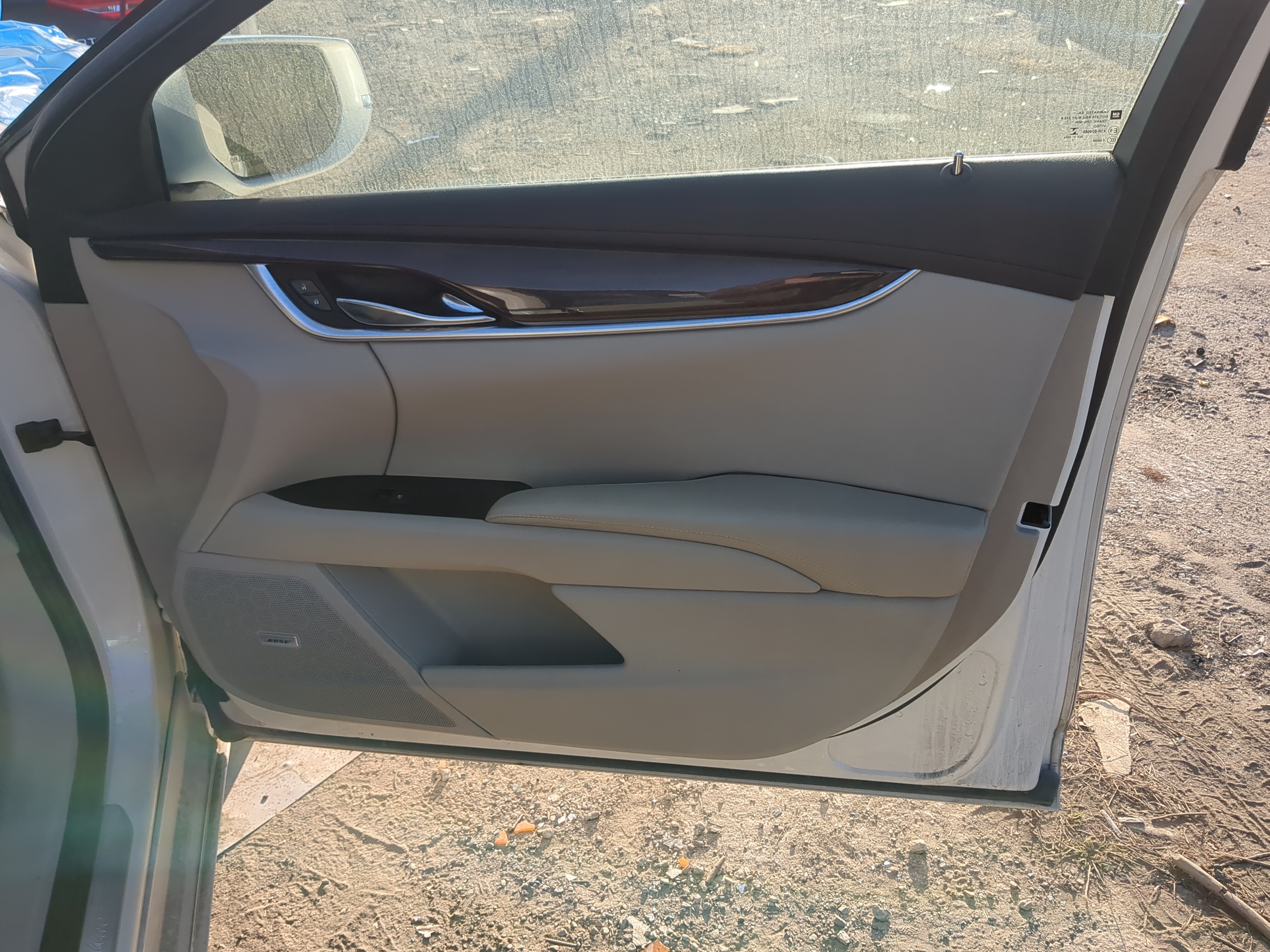 Picture of 2013 Cadillac Xts Front Right Passenger Interior Door Panel Trim 1195392