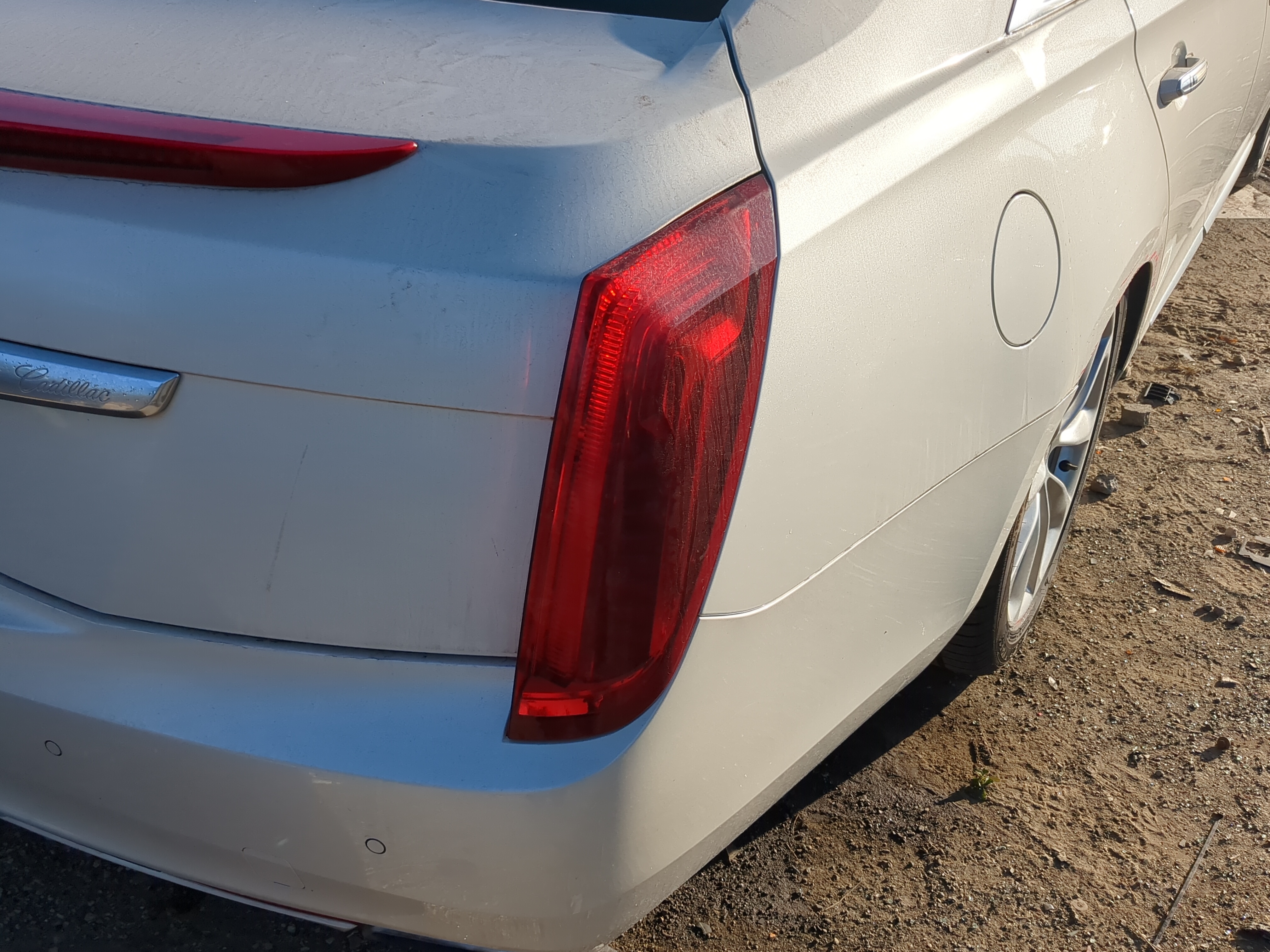 Picture of 2013-2017 Cadillac Xts Passenger Right Side Tail Light Taillight Oem 1195401