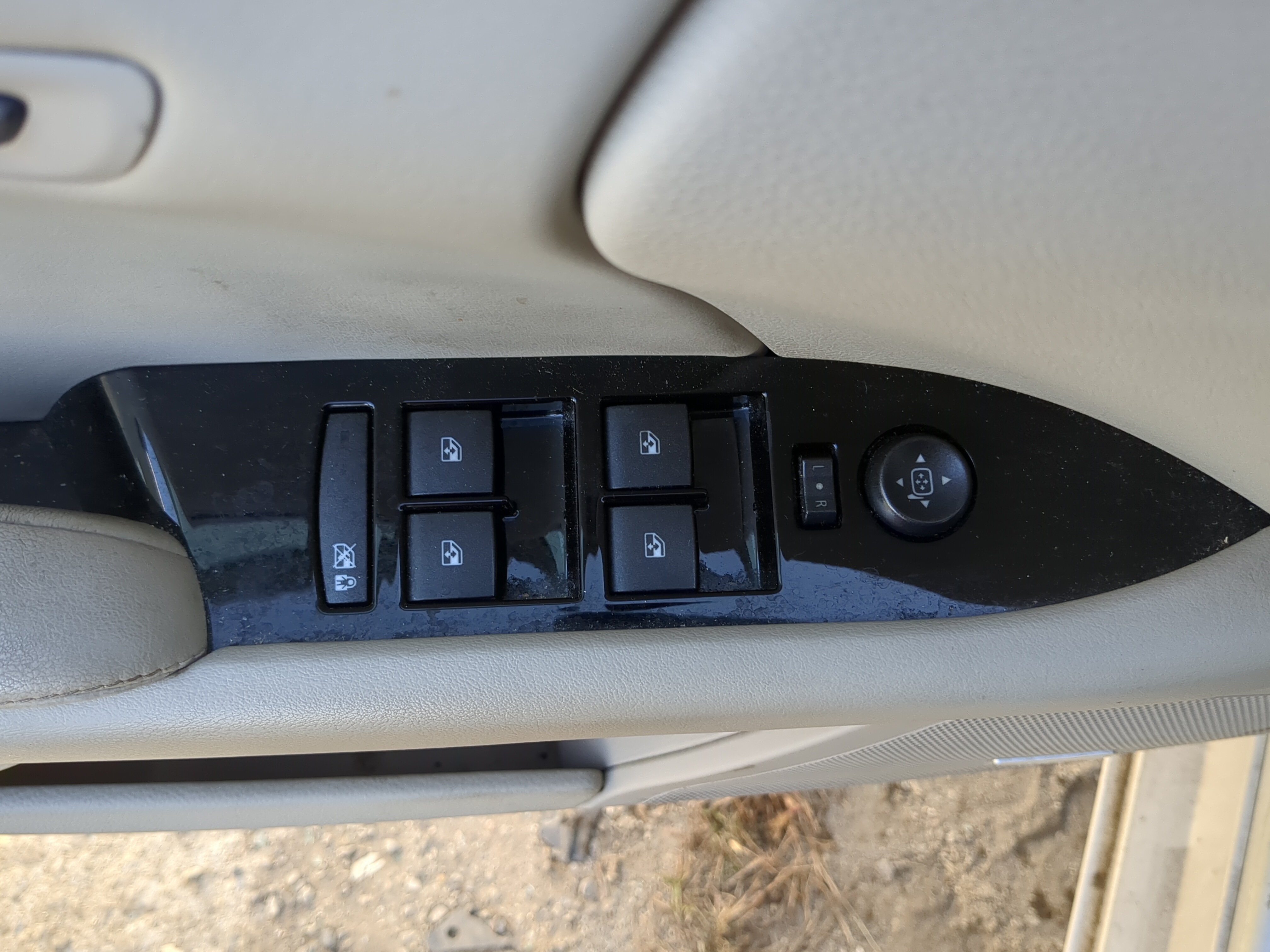 2013-2014 Cadillac Xts Driver Left Door Master Power Window Switch 1195448 - Oemusedautoparts1.com