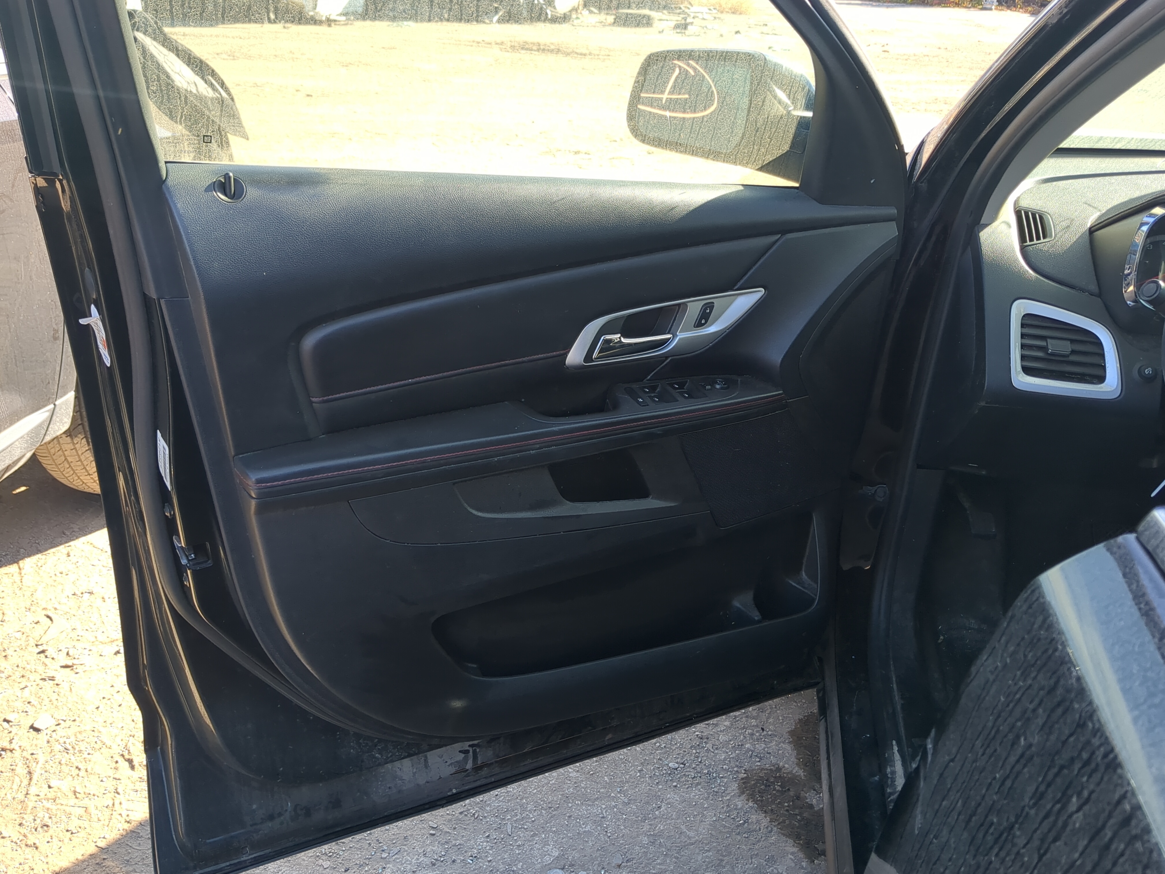 Picture of 2015 Gmc Terrain Front Left Driver Interior Door Panel Trim 1195669