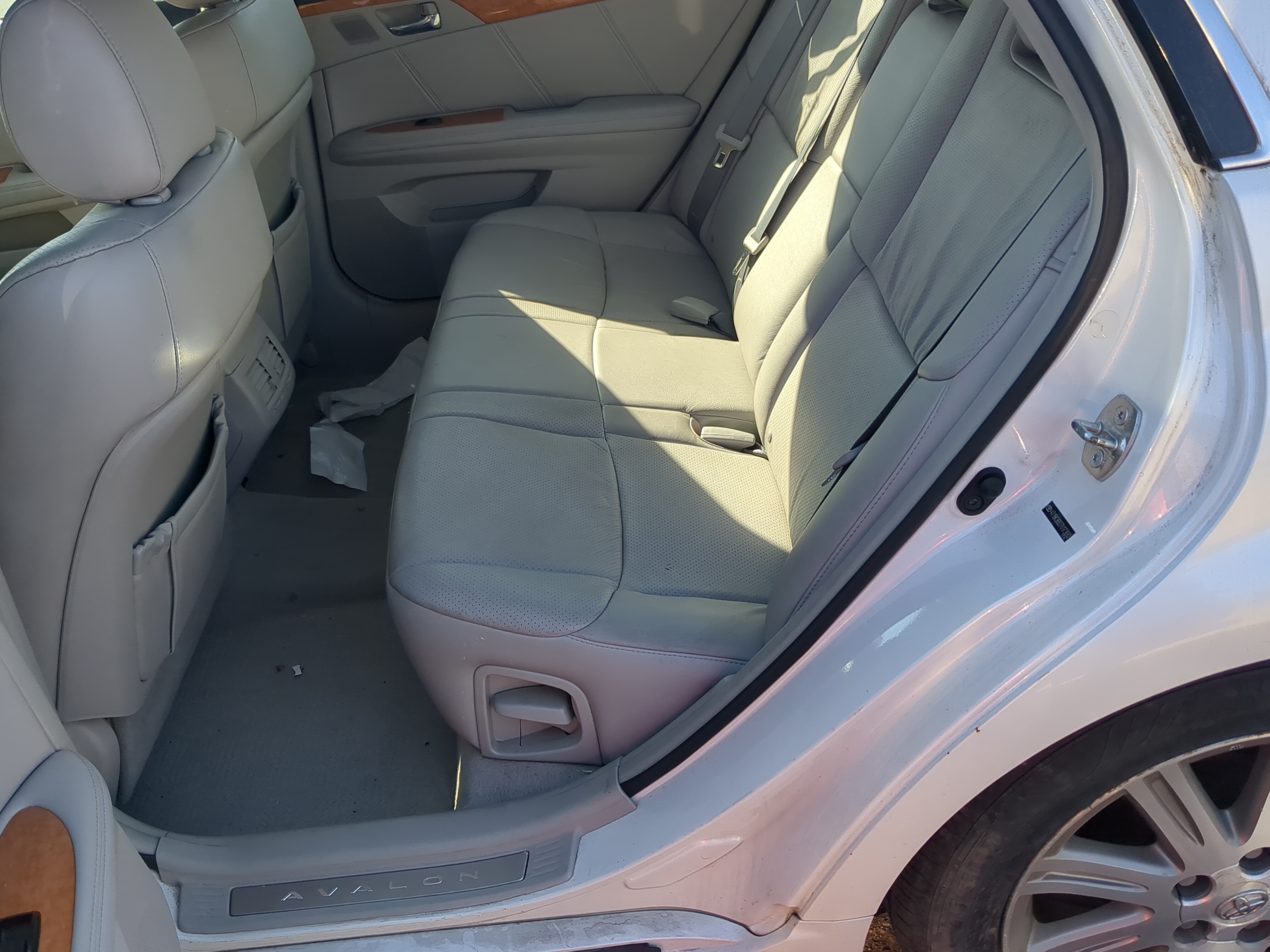 2007 Toyota Avalon Rear Seat Oem 1196288 - Oemusedautoparts1.com