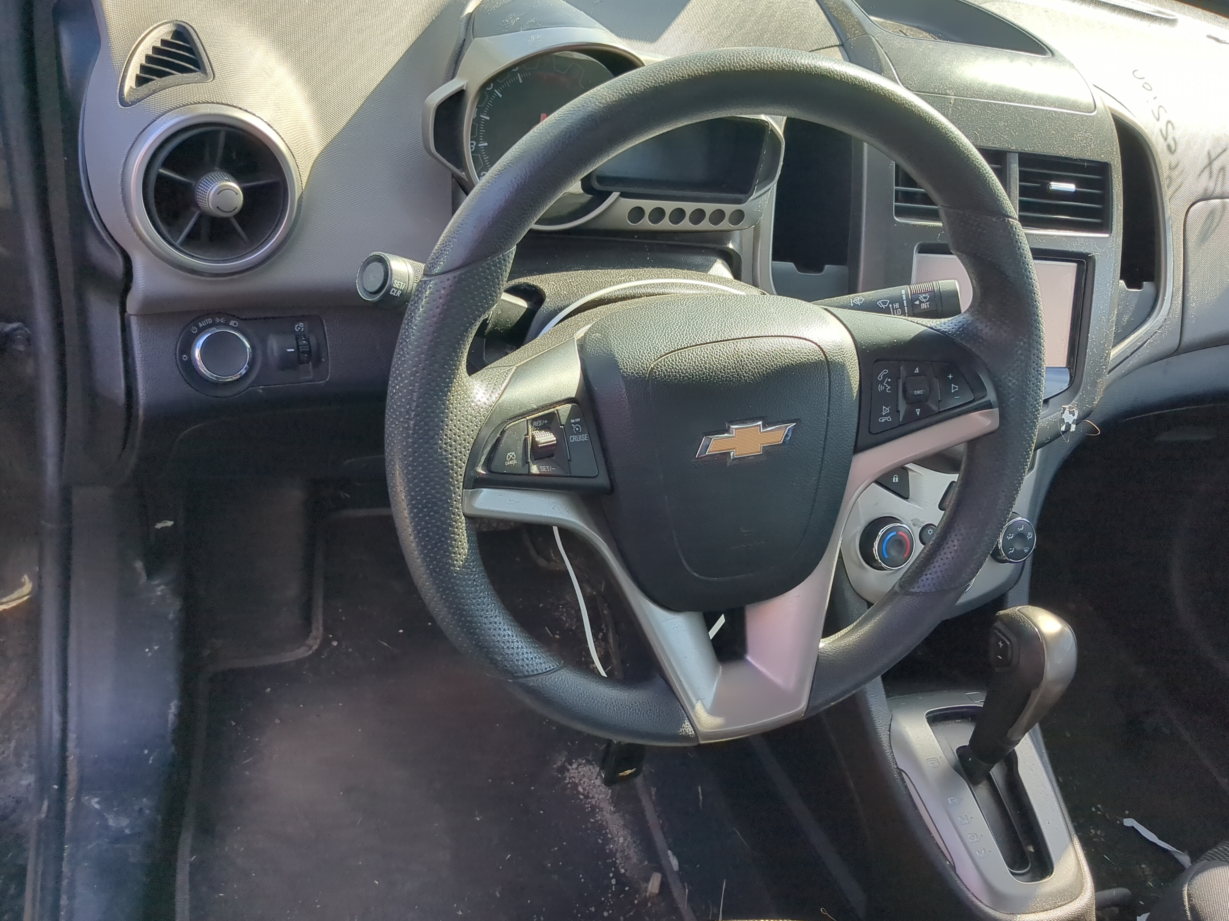 2014-2019 Chevrolet Sonic Air Bag Driver Left Steering Wheel Mounted 1196317 - Oemusedautoparts1.com