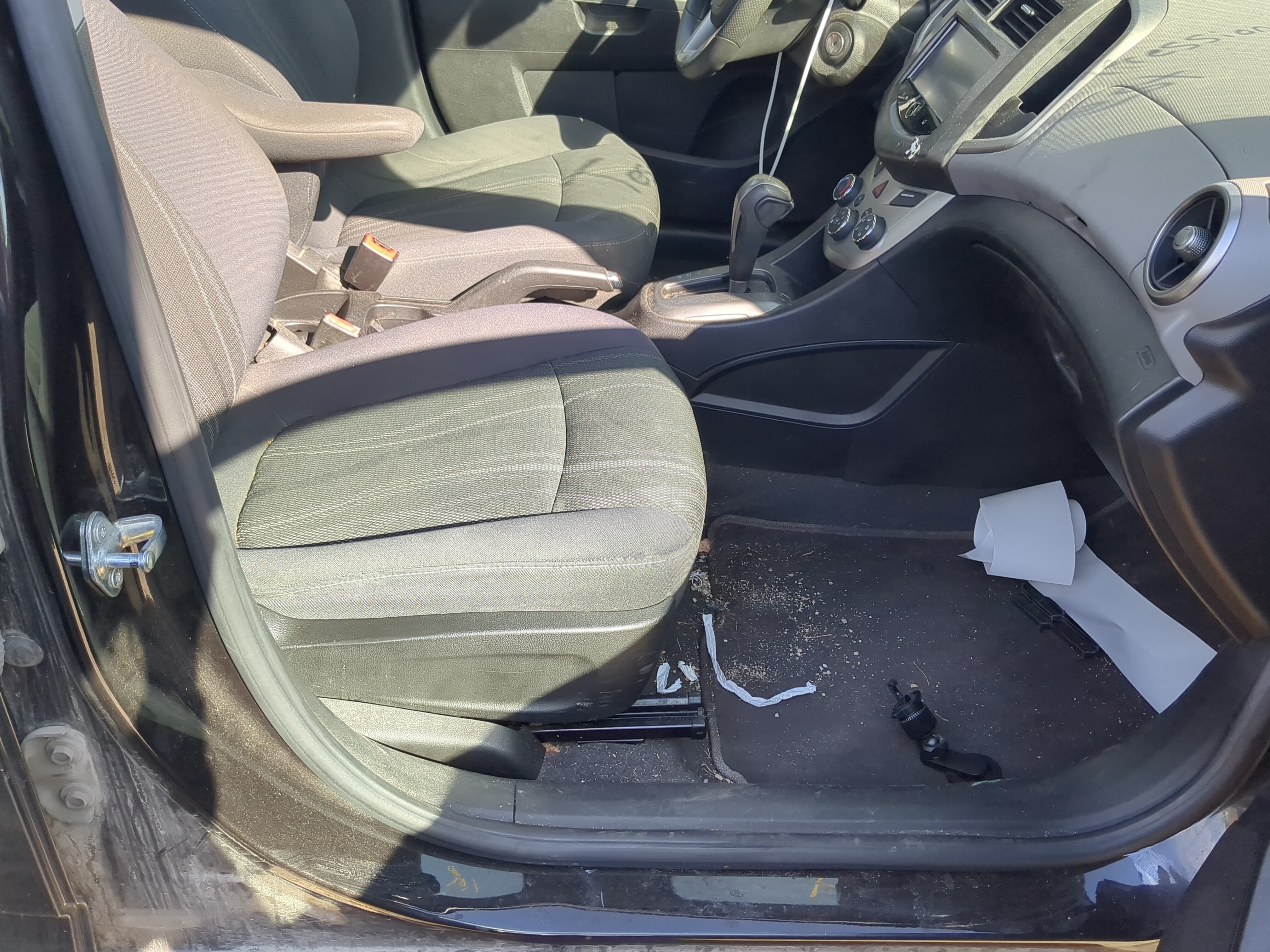 2013-2016 Chevrolet Sonic Passenger Front Seat Oem 1196455 - Oemusedautoparts1.com