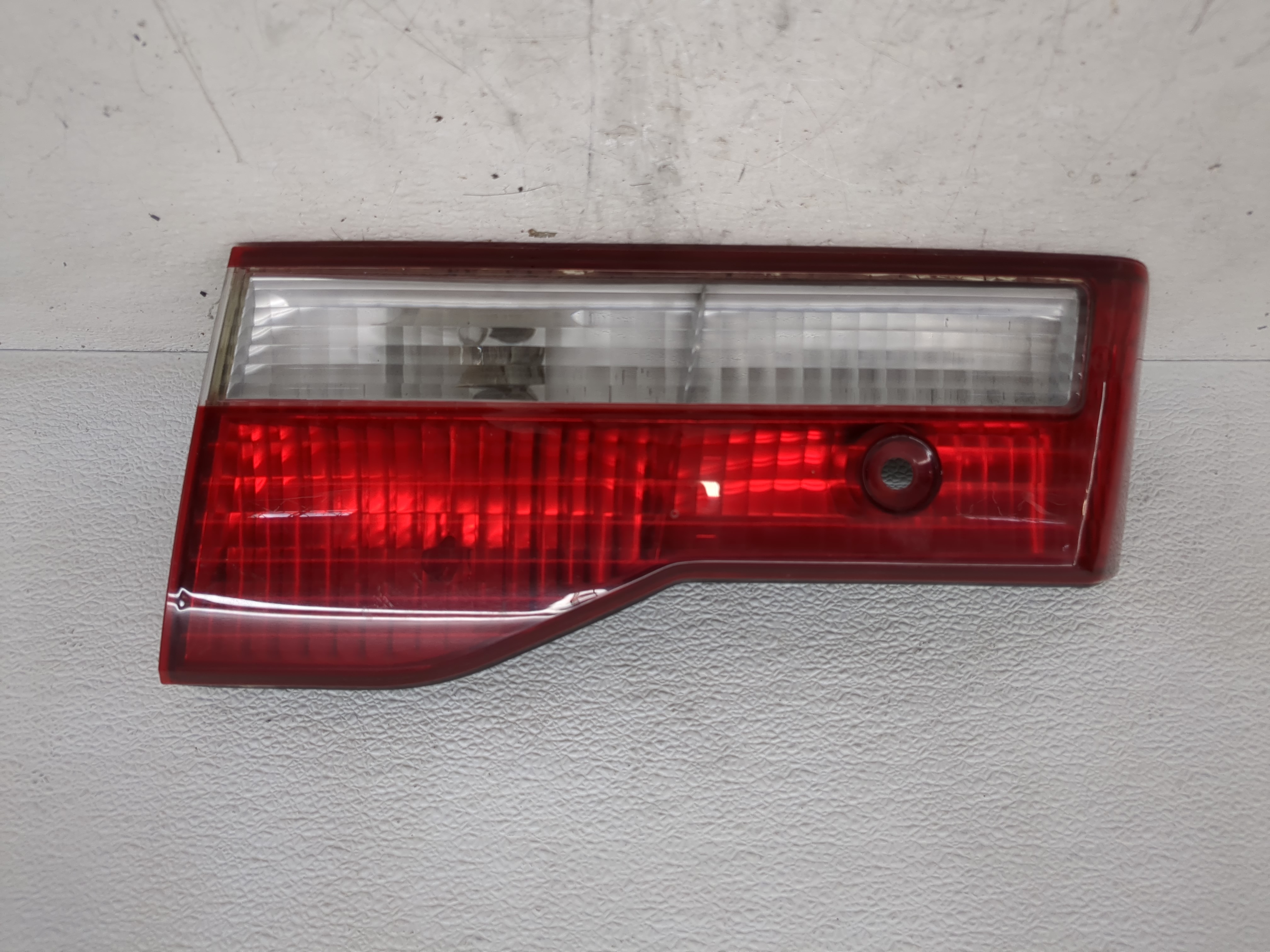 Picture of 2001-2002 Honda Accord Passenger Right Side Tail Light Taillight Oem 1196457