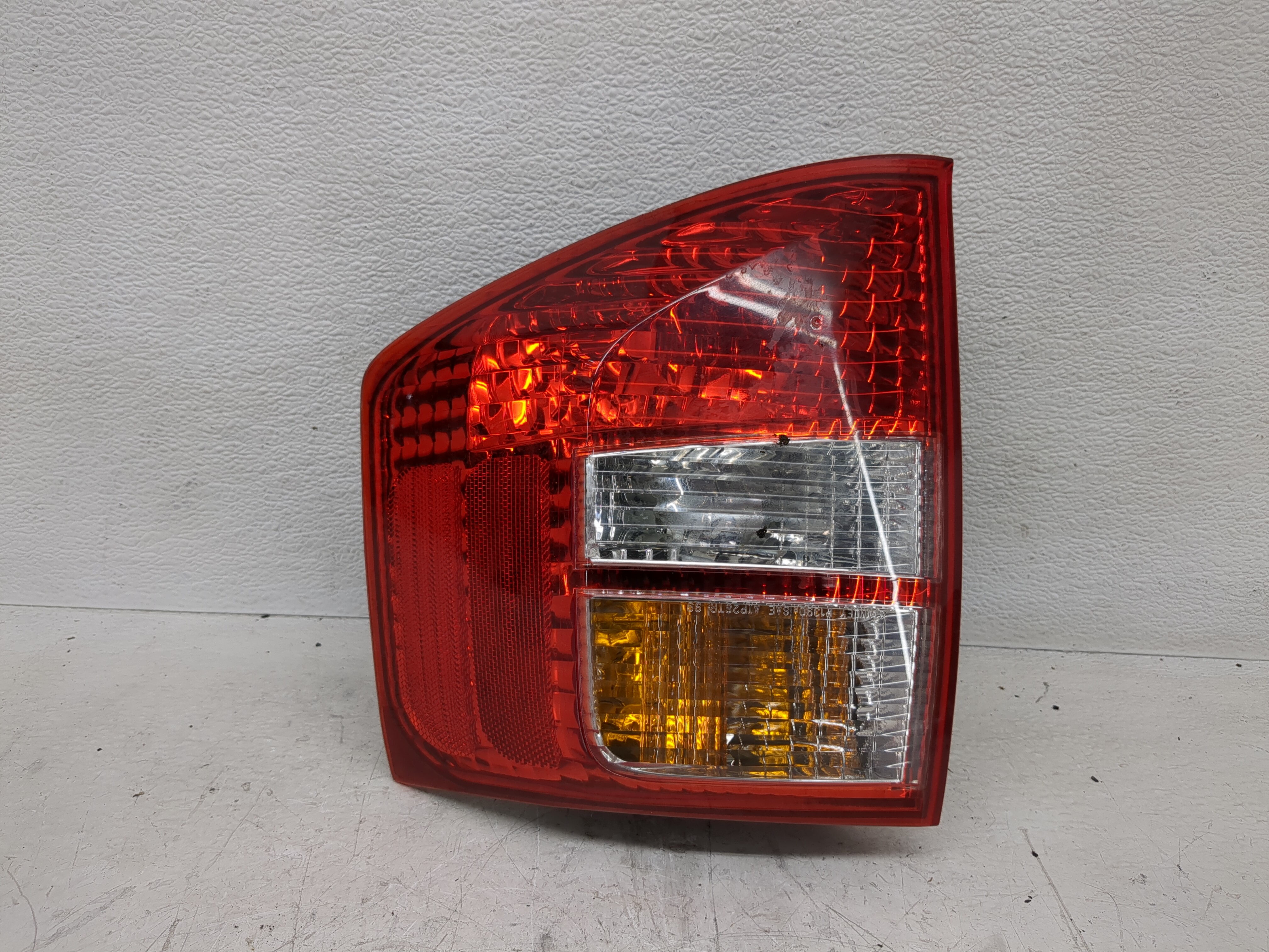 Picture of 2002-2004 Isuzu Axiom Passenger Right Side Tail Light Taillight Oem 1196466