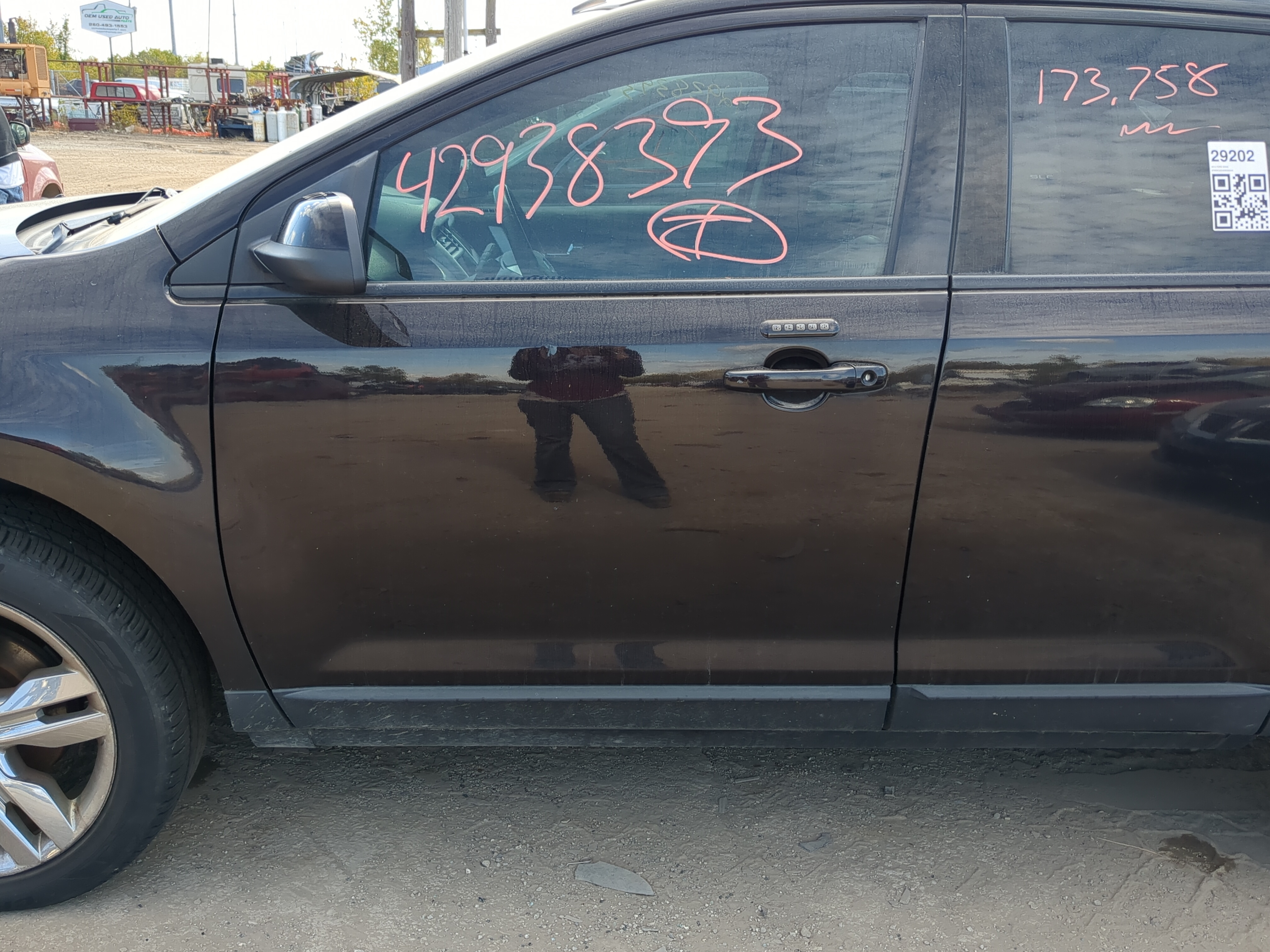 2011-2014 Ford Edge Driver Front Door Oem 1196661 - Oemusedautoparts1.com