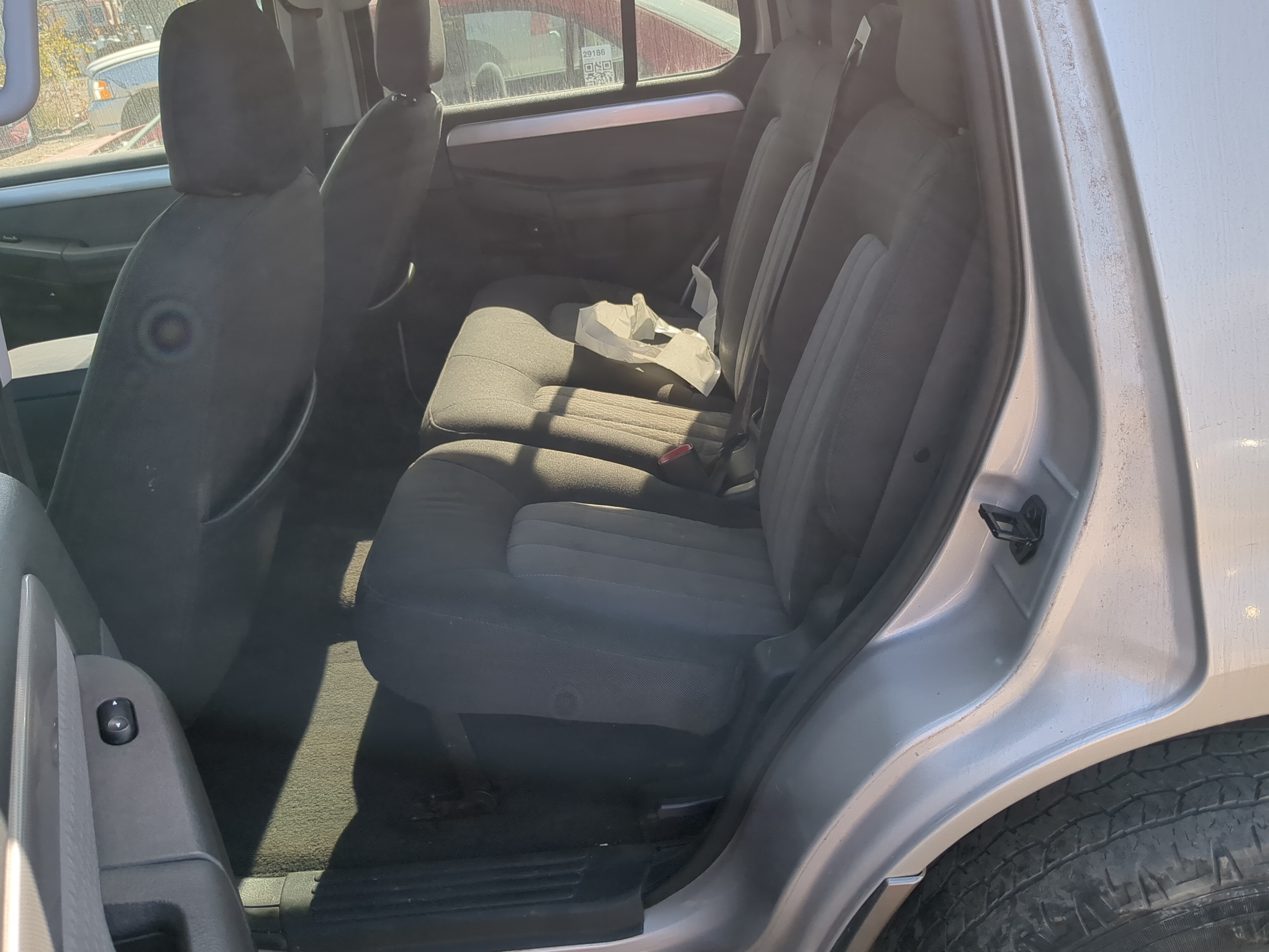 2004 Mercury Mountaineer Rear Seat Oem 1196824 - Oemusedautoparts1.com