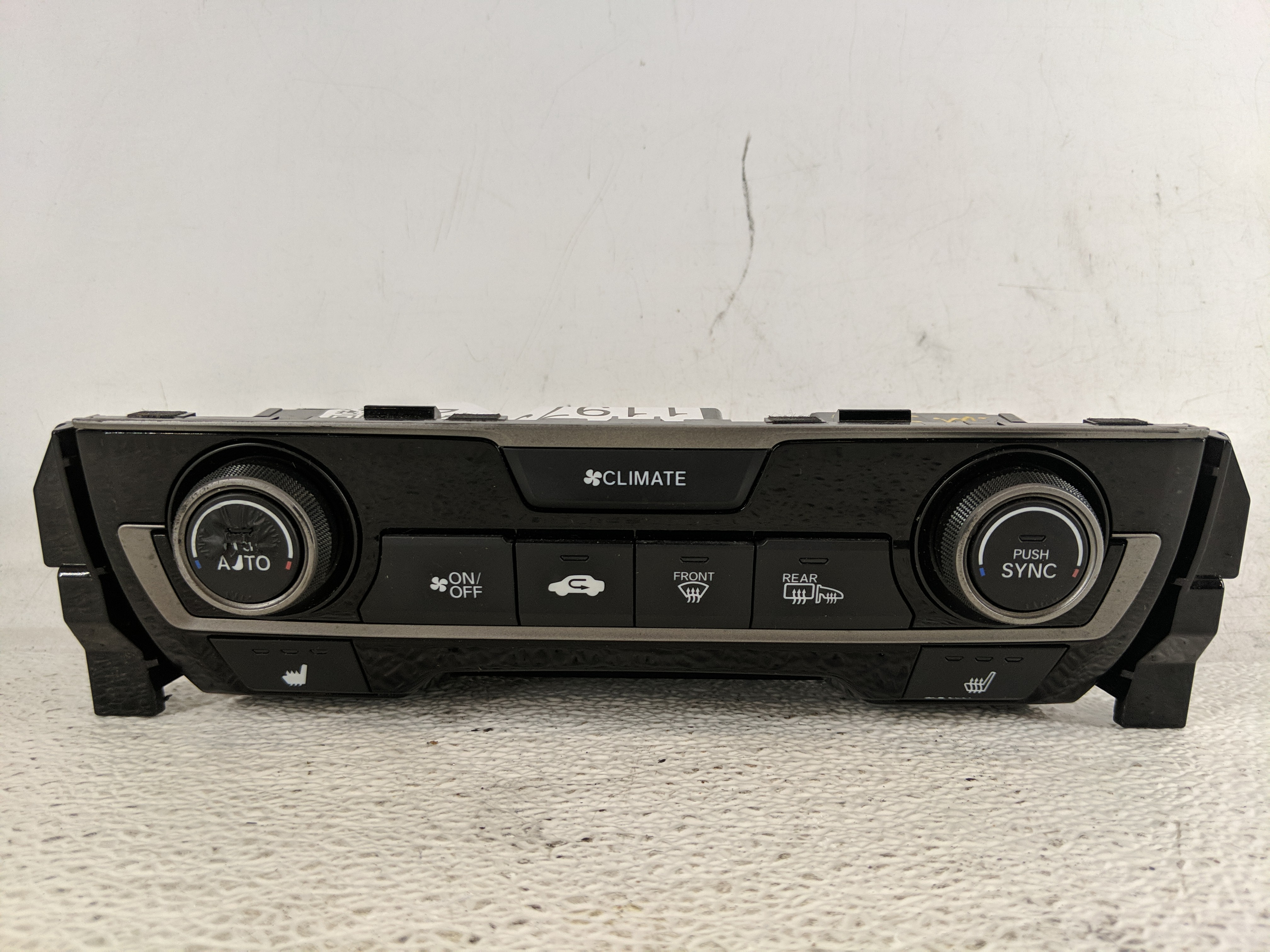 2017-2018 Honda Civic Ac Heater Roof Climate Control 79600tgga610m1 1197352 - Oemusedautoparts1.com
