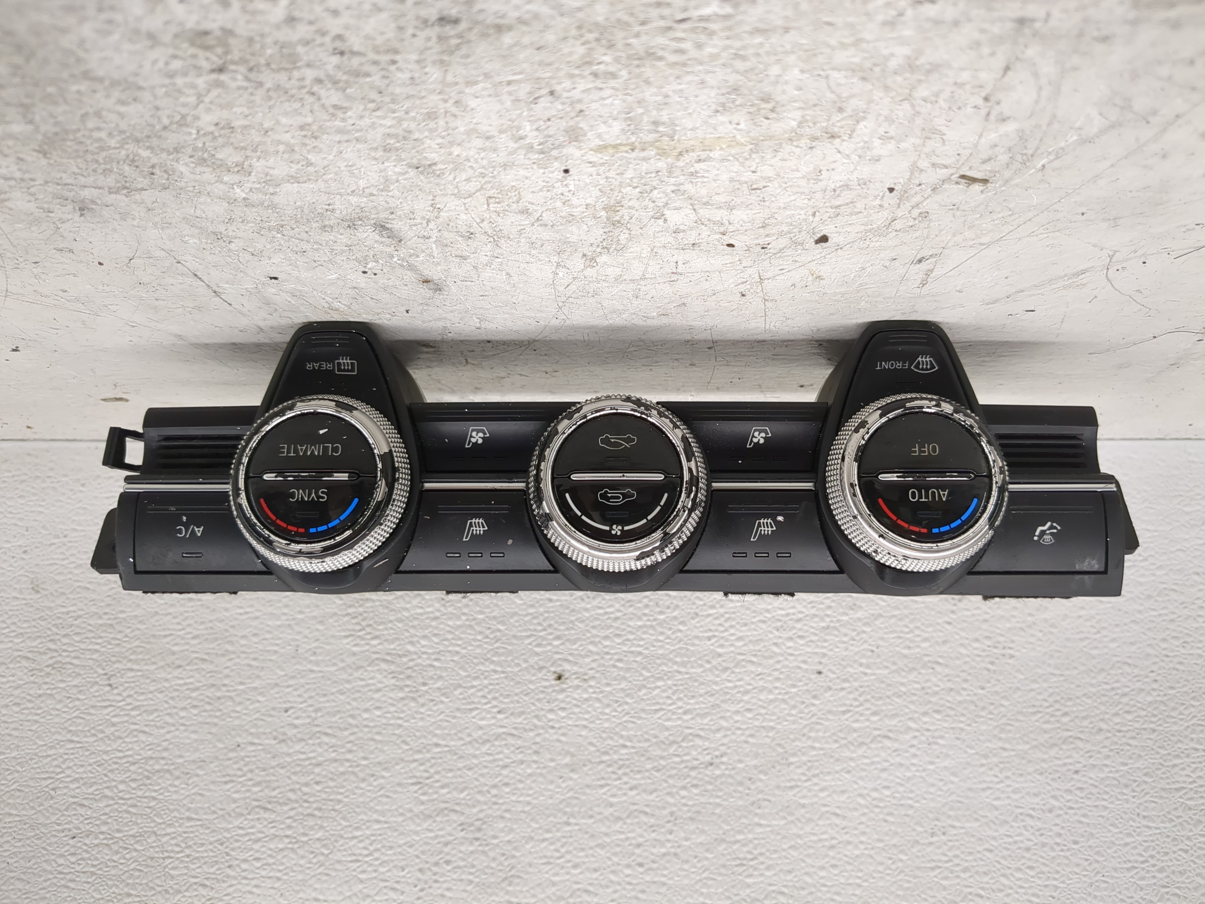 2019-2021 Genesis G70 Ac Heater Climate Control 1197388 - Oemusedautoparts1.com