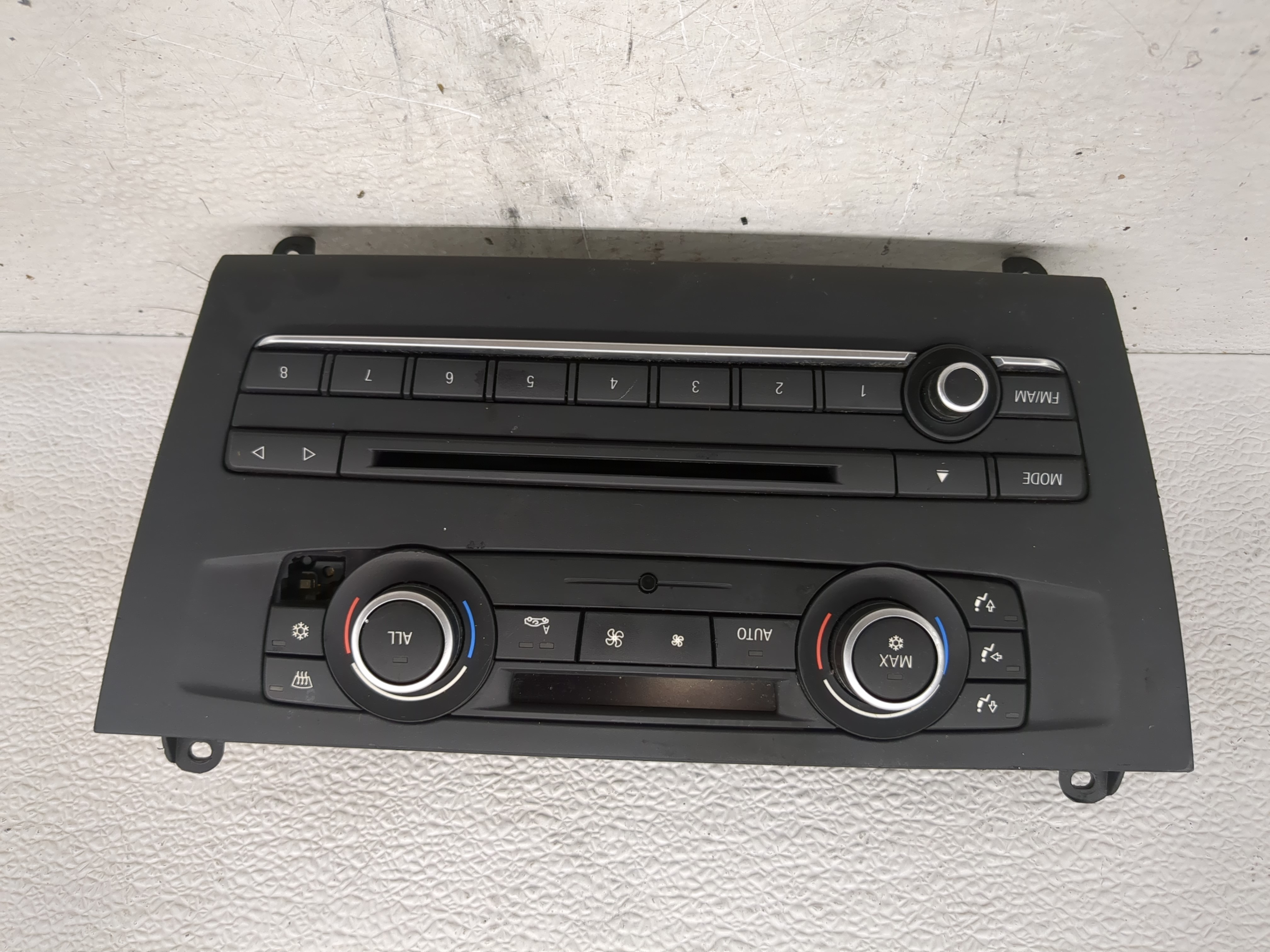 2013-2014 Bmw X3 Ac Heater Climate Control 1197390 - Oemusedautoparts1.com