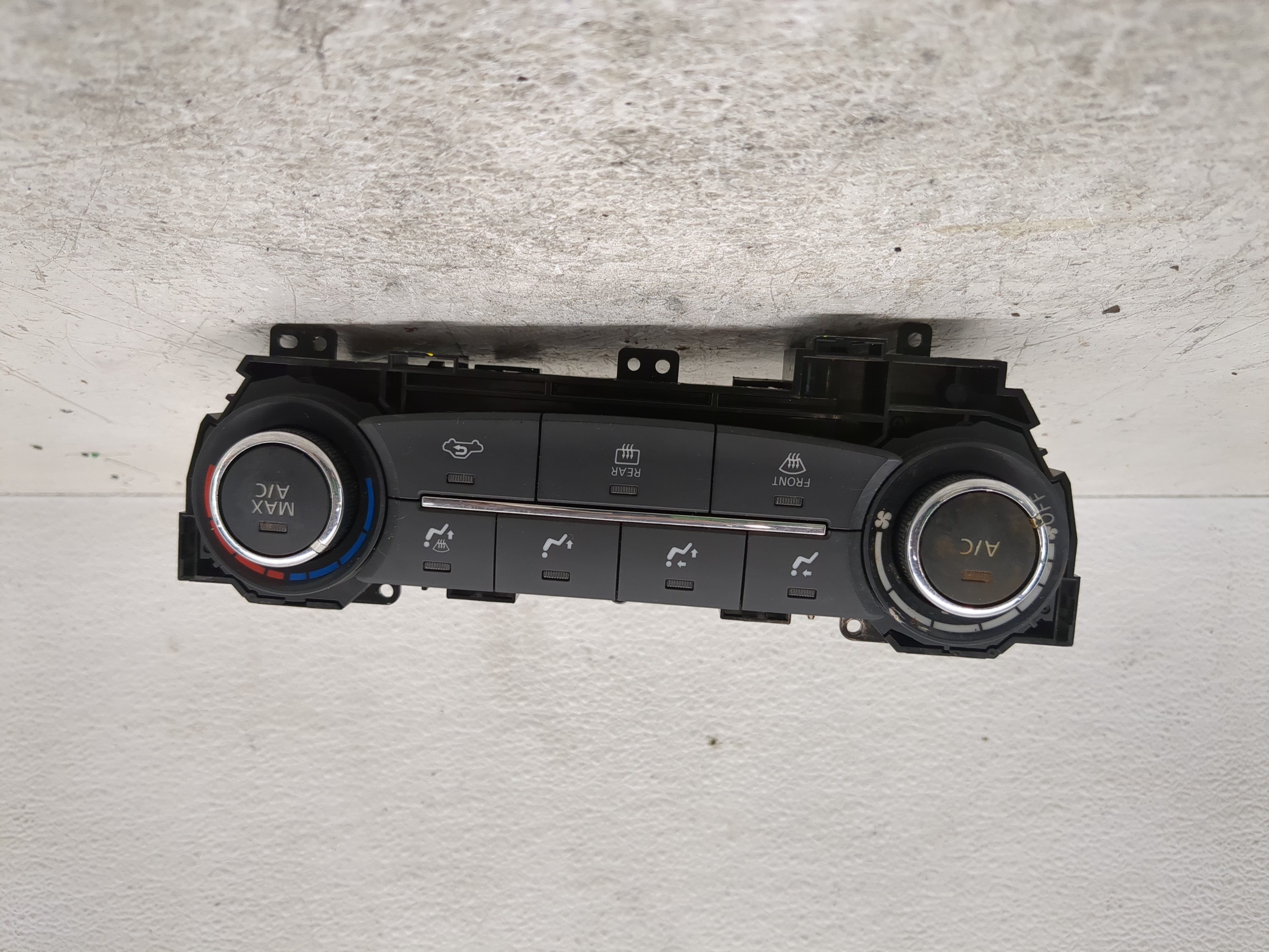 2015-2017 Nissan Sentra Ac Heater Climate Control 1197392 - Oemusedautoparts1.com
