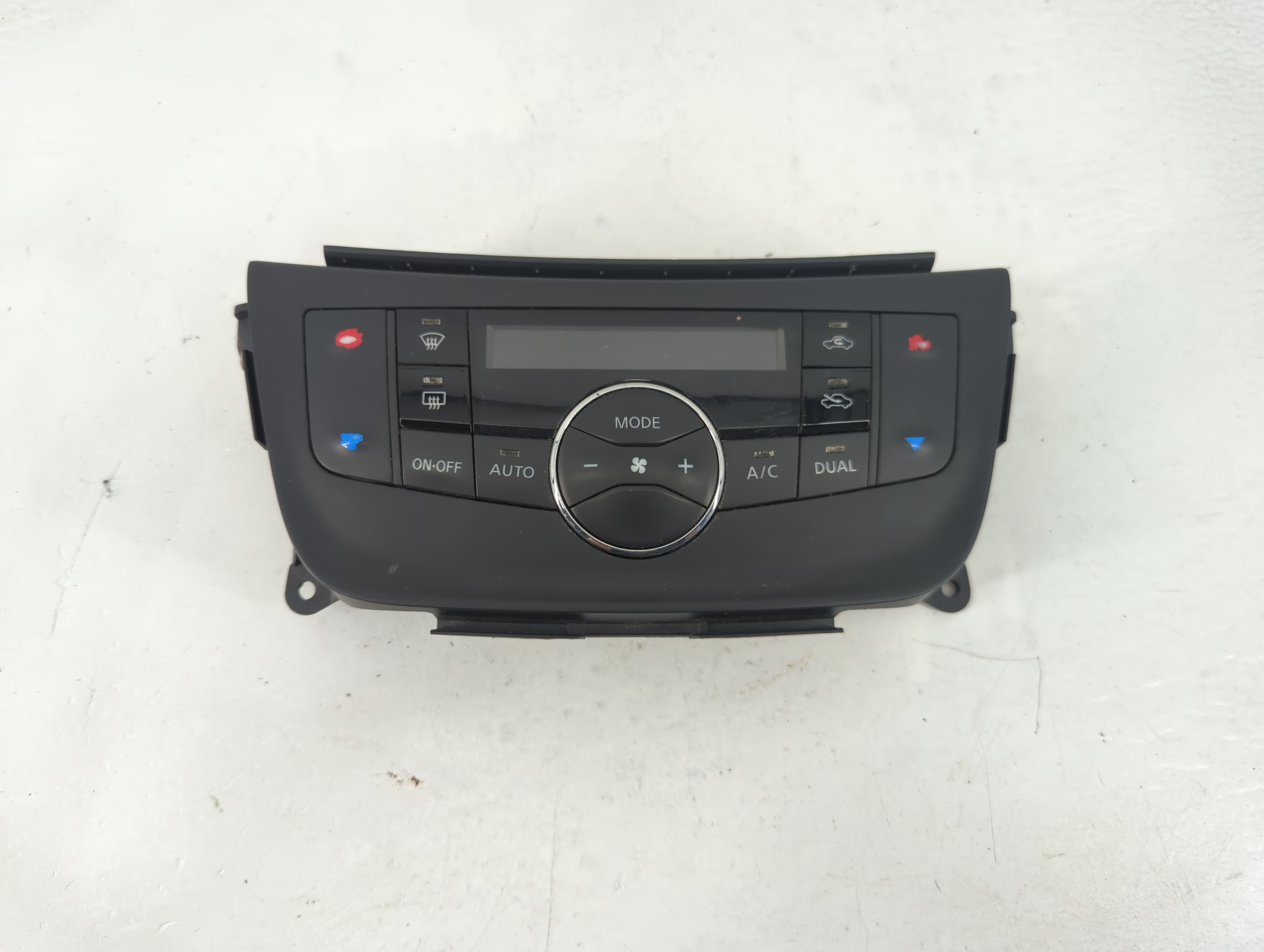 2017-2019 Nissan Sentra Ac Heater Climate Control 27500 4at4a 1197400 - Oemusedautoparts1.com