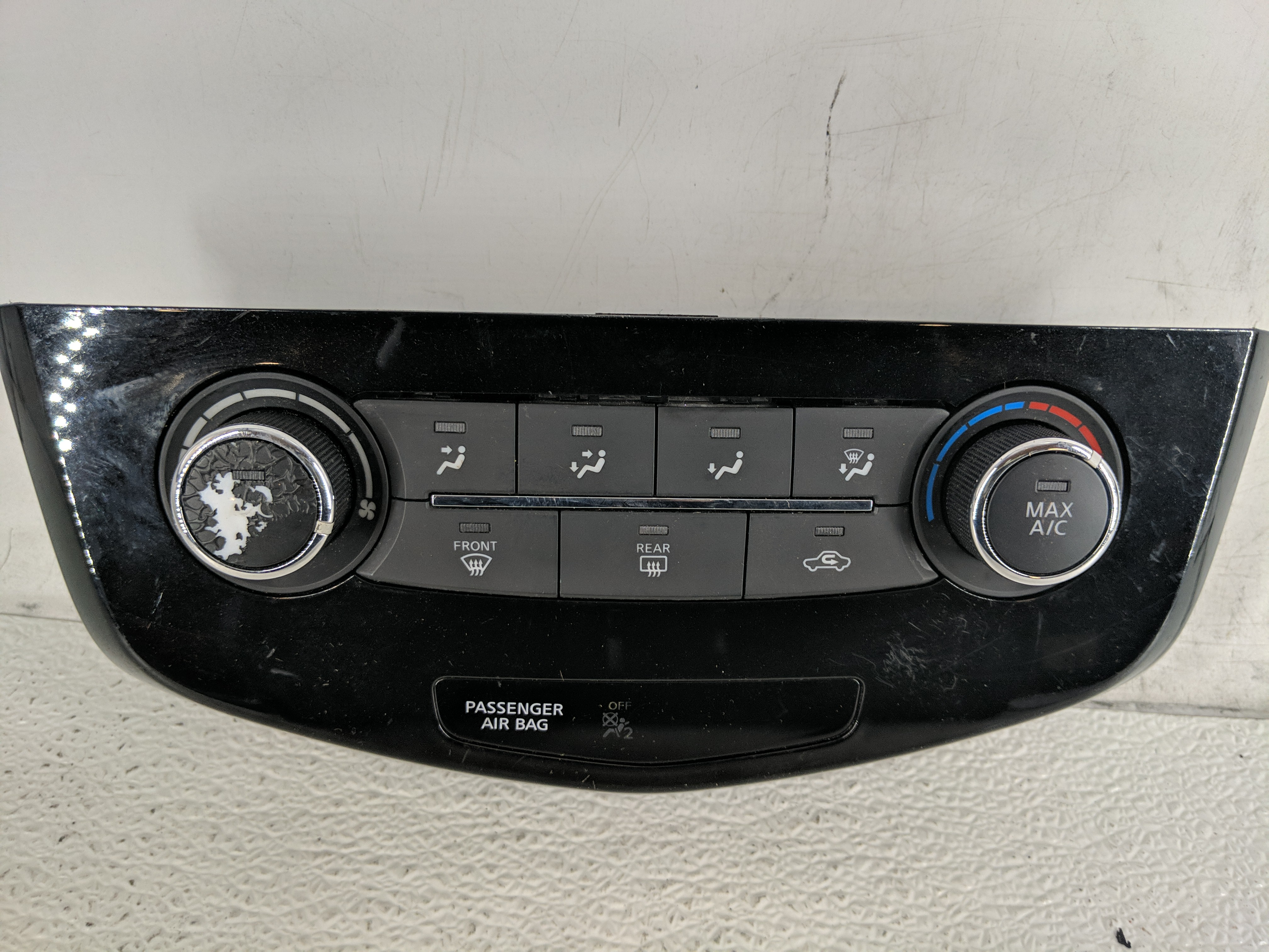 2017-2022 Nissan Rogue Sport Ac Heater Roof Climate Control 275007fa0a 1197410 - Oemusedautoparts1.com