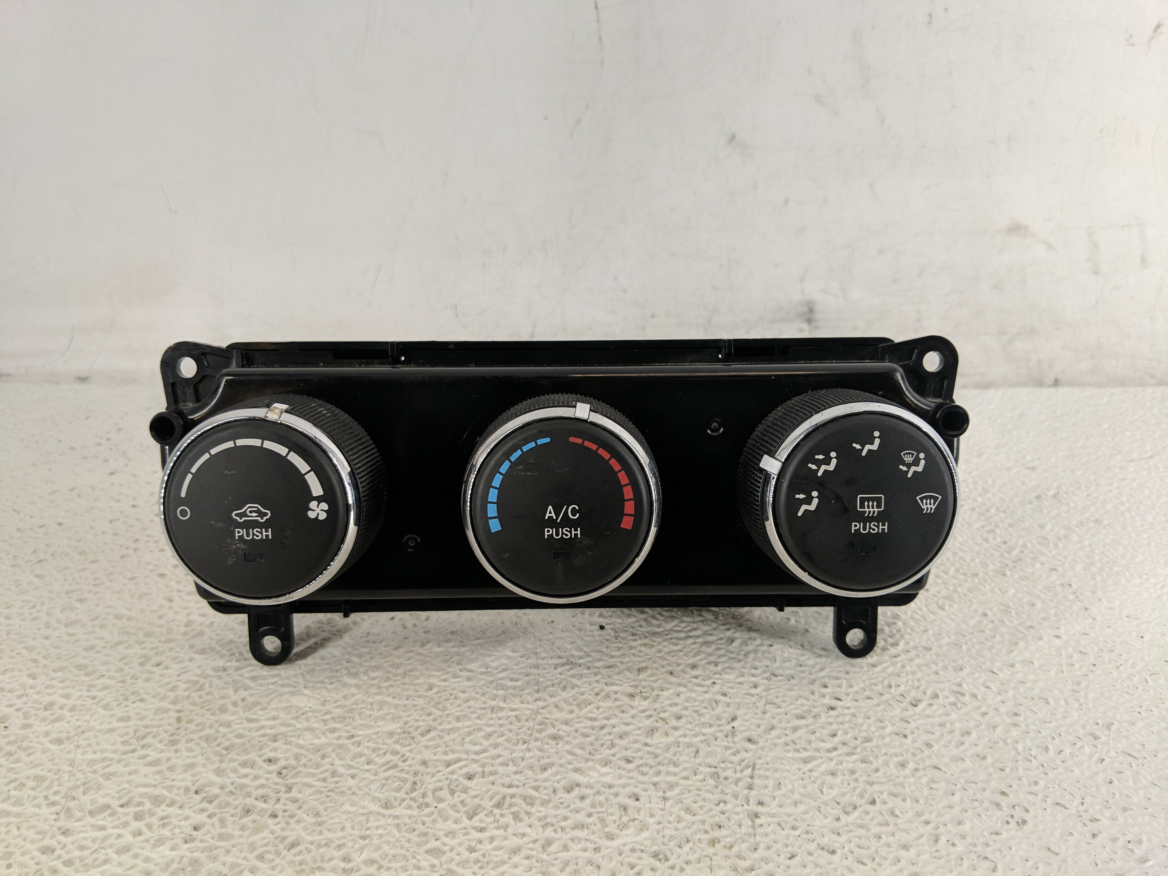 2019-2021 Ram Promaster 2500 Ac Heater Roof Climate Control P6rk11dx9ab 1197411 - Oemusedautoparts1.com
