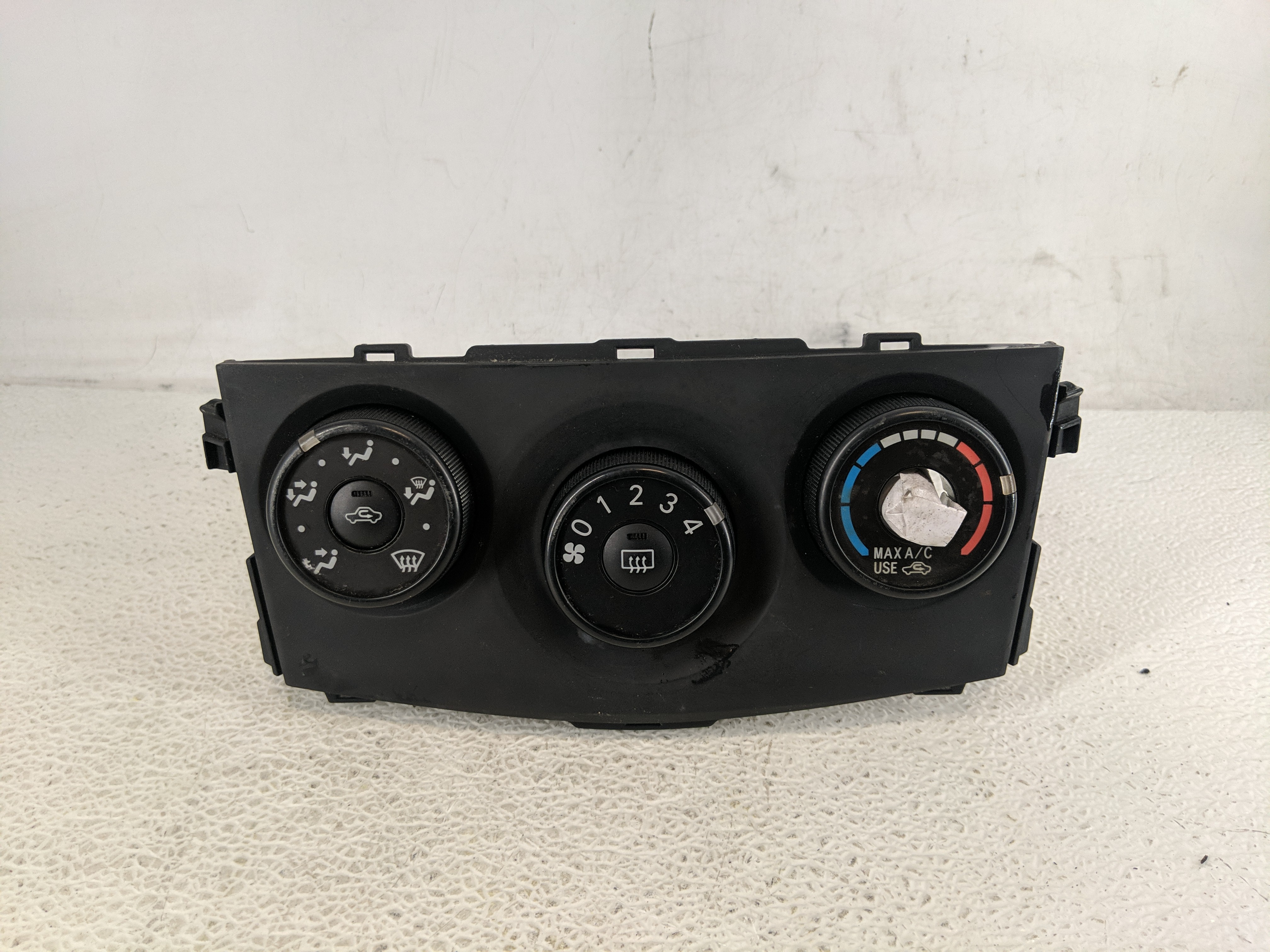 2009-2013 Toyota Corolla Ac Heater Roof Climate Control 55901 75d401 1197413 - Oemusedautoparts1.com