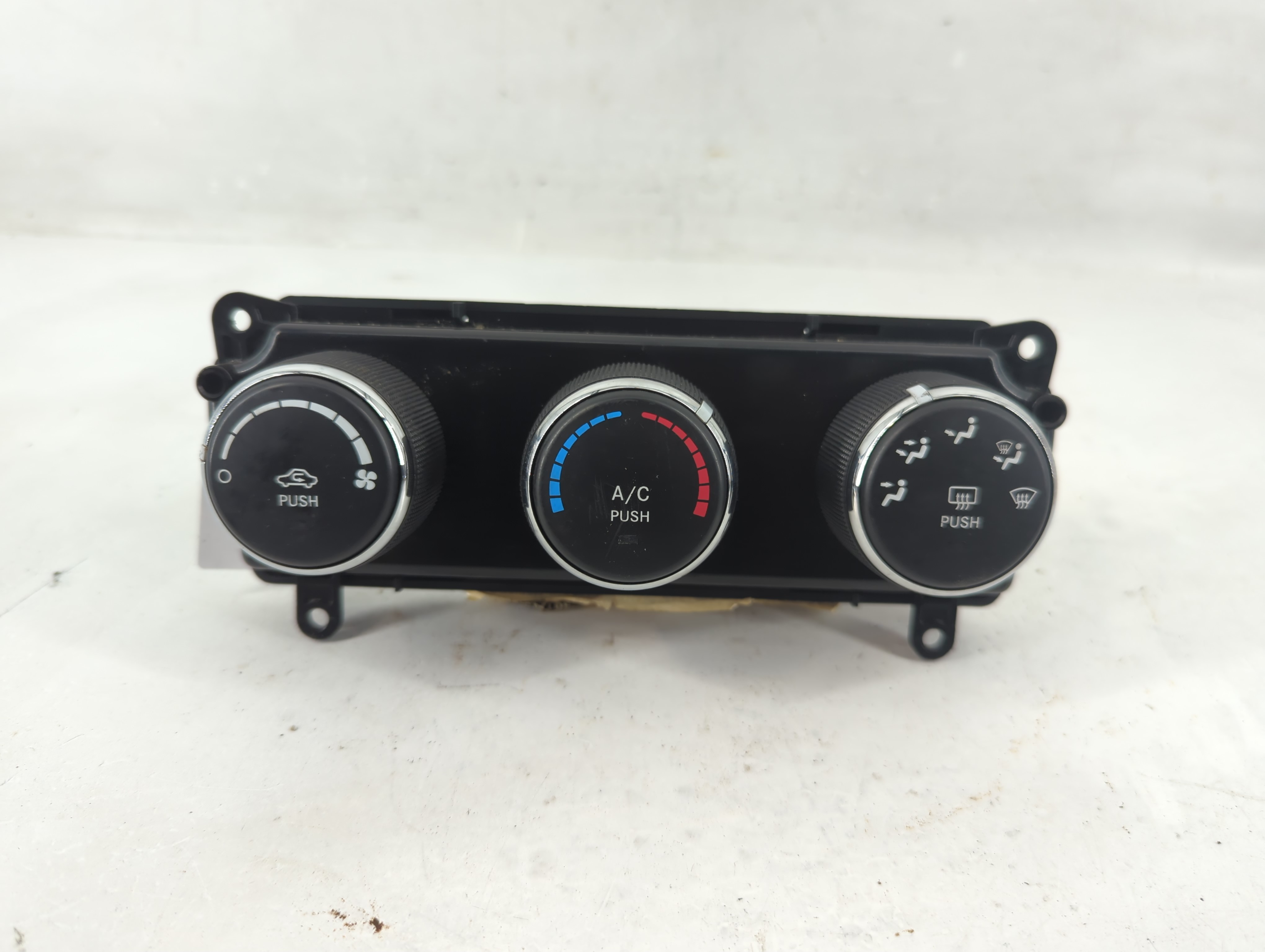 2011-2012 Dodge Caliber Ac Heater Roof Climate Control P55111278ac 1197430 - Oemusedautoparts1.com