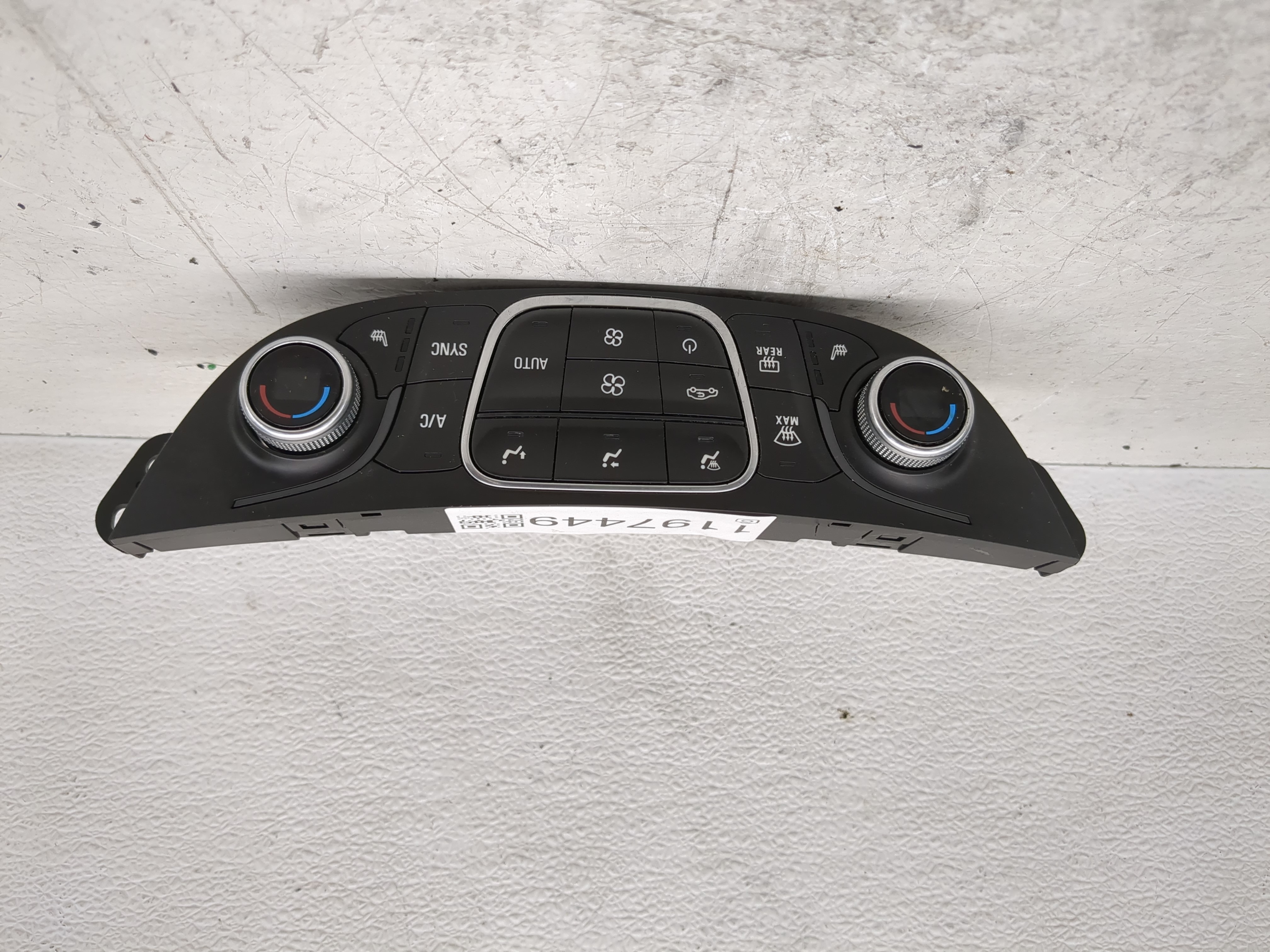 Picture of 2018-2021 Chevrolet Malibu Ac Heater Climate Control 84684288 1197449