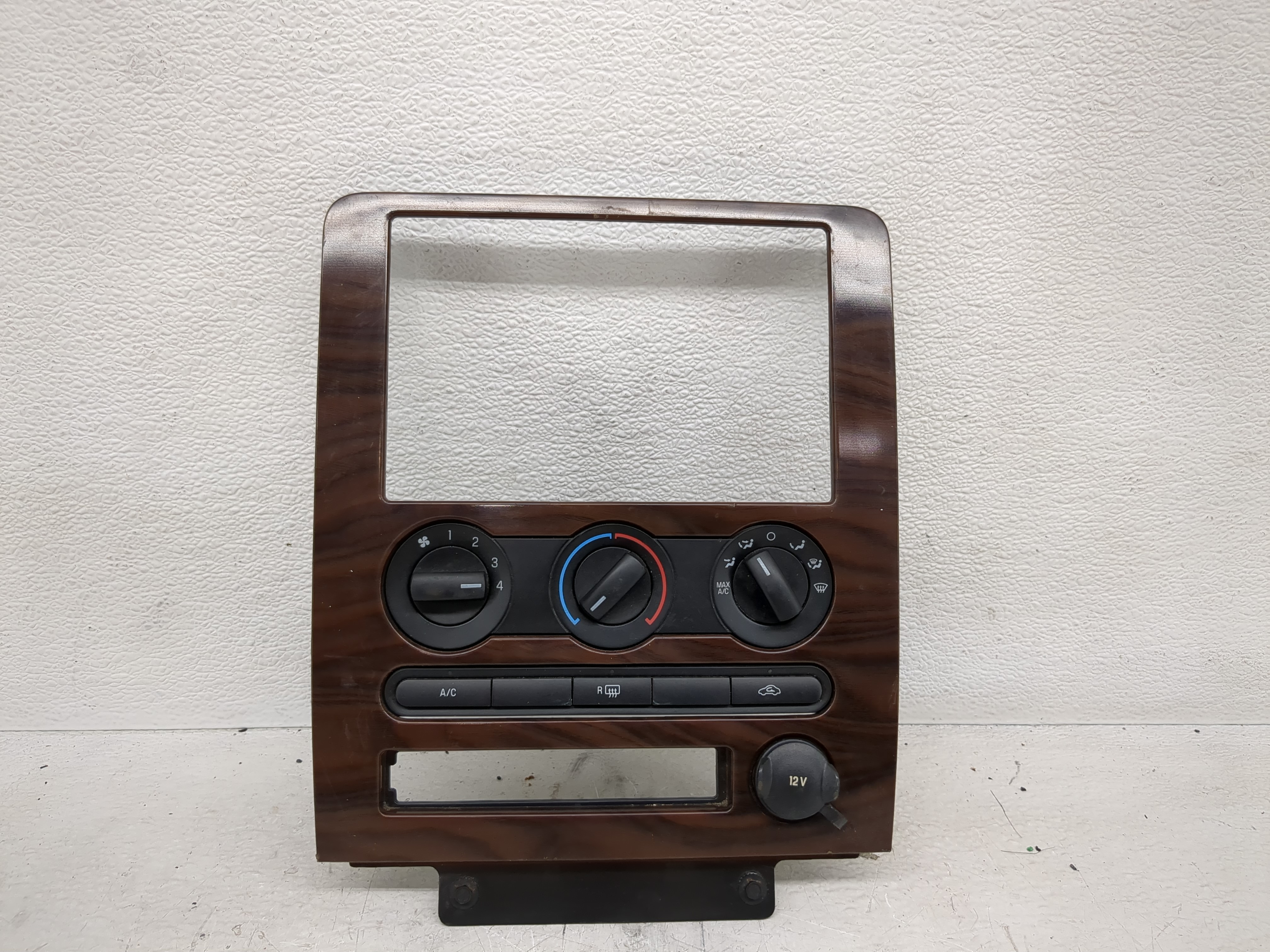 2008-2009 Ford Taurus Ac Heater Climate Control 19980-dzu7a 1197456 - Oemusedautoparts1.com