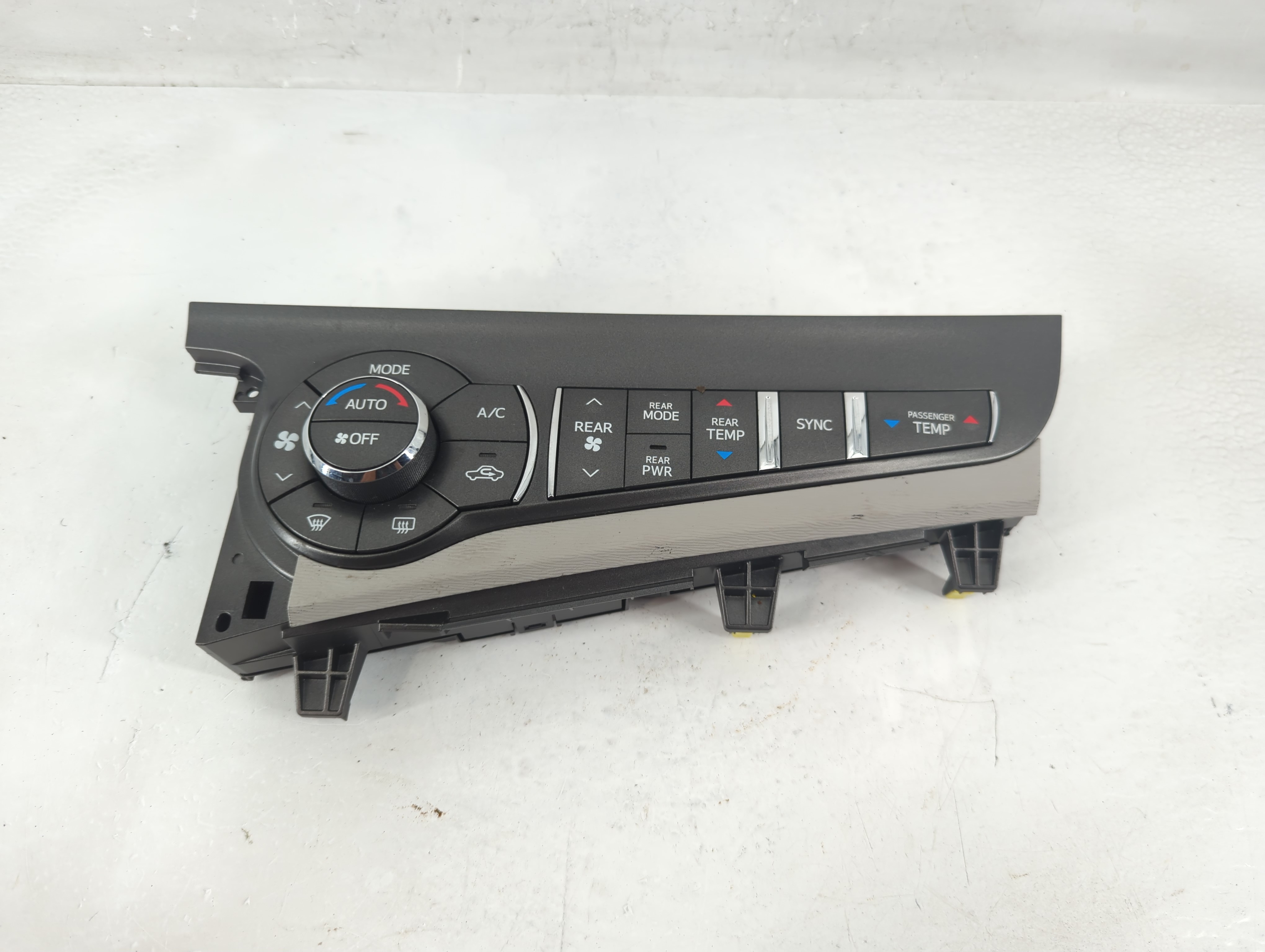2011-2014 Toyota Sienna Ac Heater Climate Control 55900-08150 1197473 - Oemusedautoparts1.com