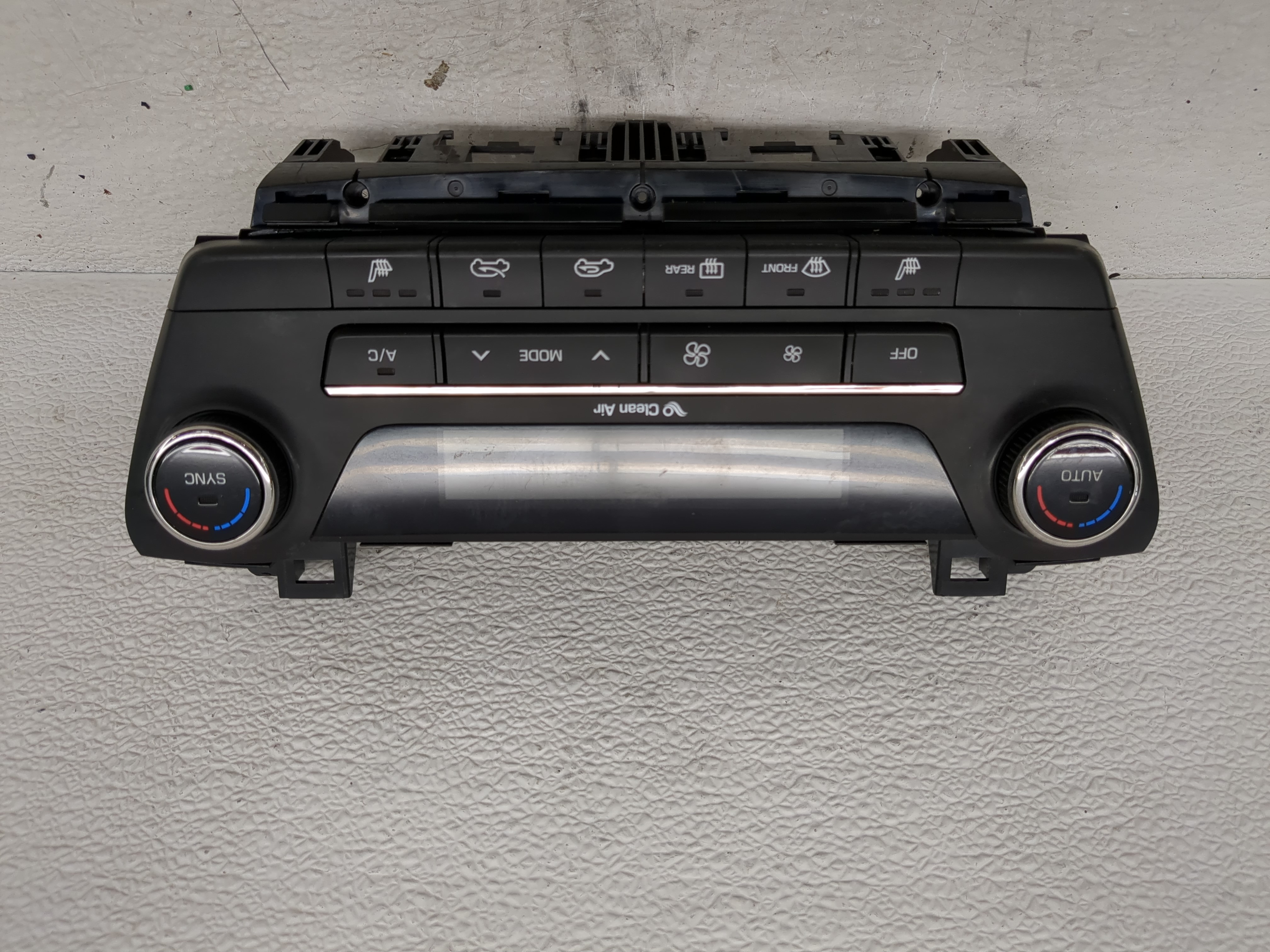 2016-2018 Hyundai Tucson Ac Heater Climate Control 97250-d3xxx 1197529 - Oemusedautoparts1.com