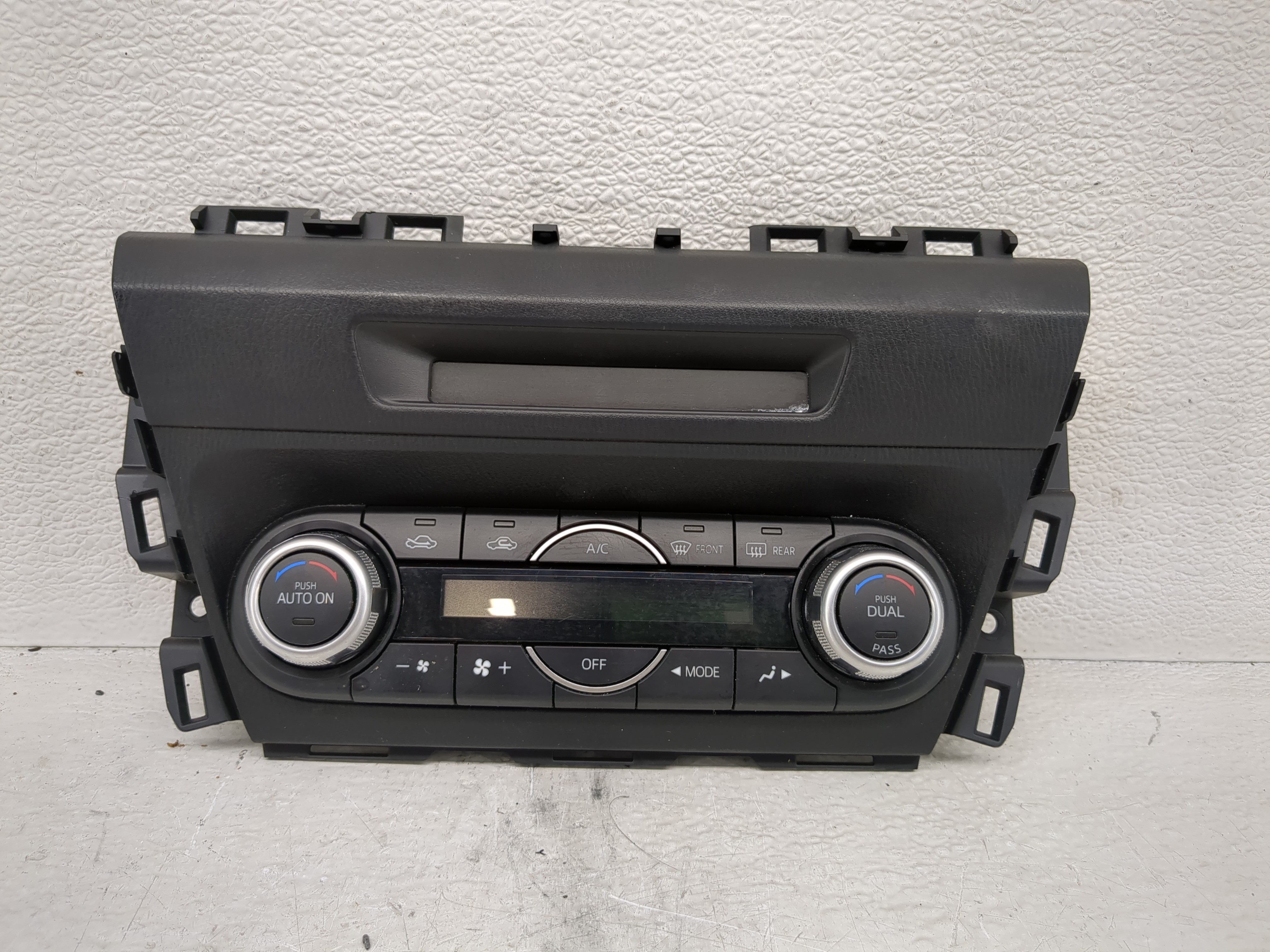 Picture of 2014-2016 Mazda 3 Ac Heater Climate Control Bhp5 61 190 D 1197538