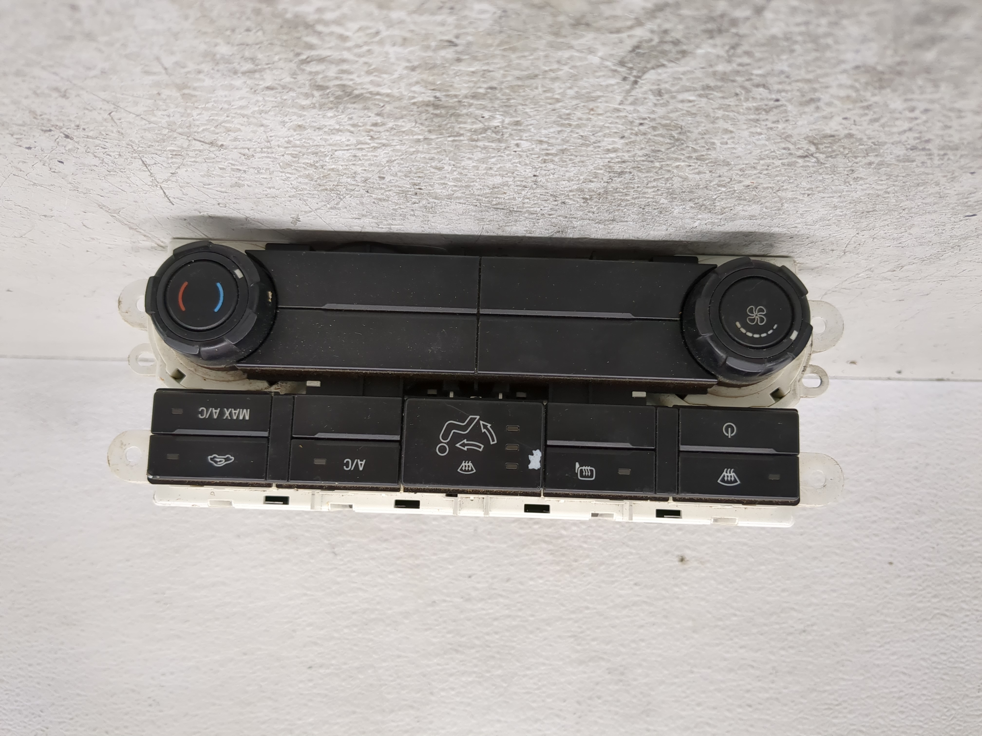 2011 Ford F-250 Super Duty Ac Heater Roof Climate Control Temperature Oem 1197556 - Oemusedautoparts1.com