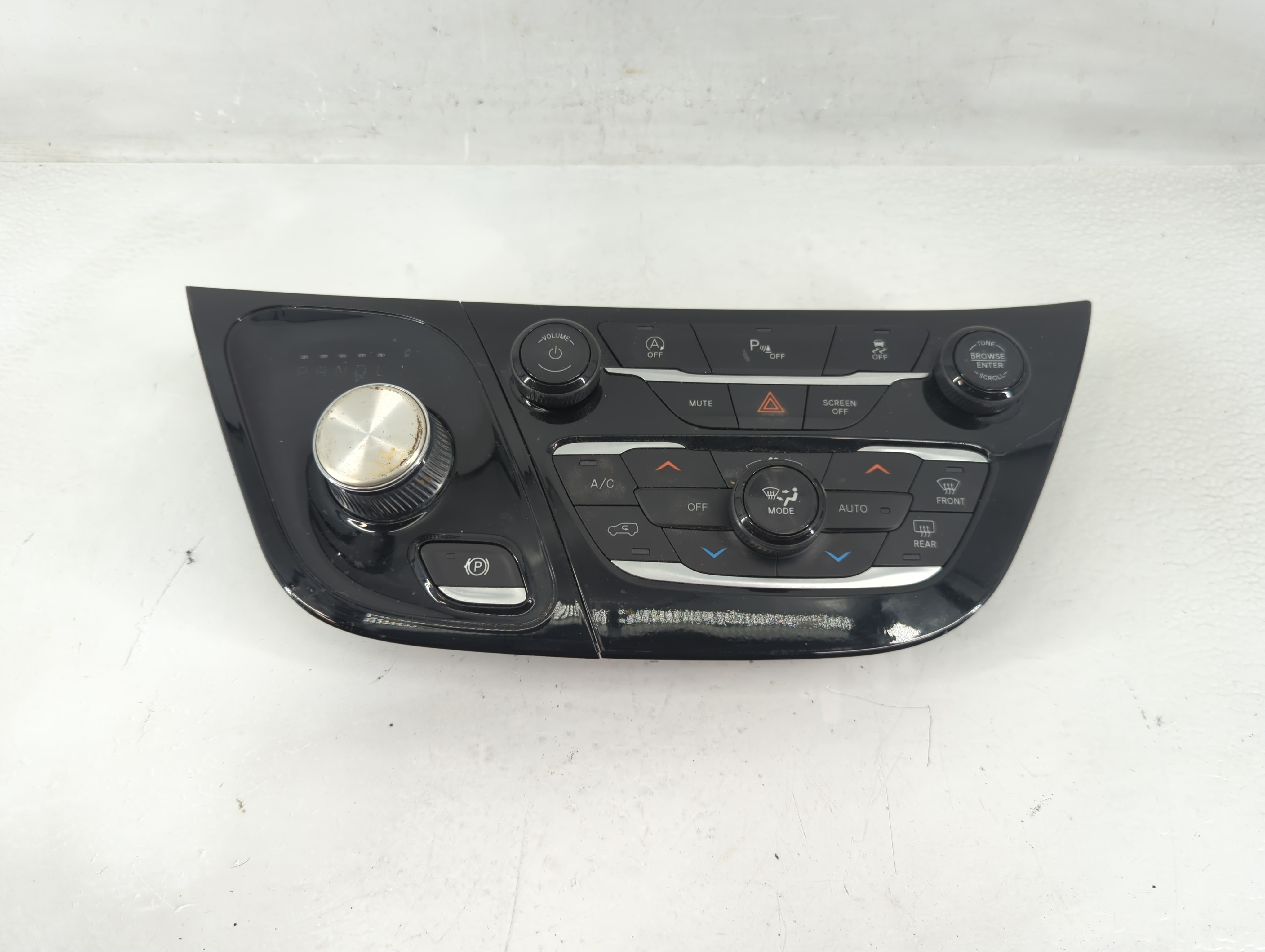 2018-2020 Chrysler Pacifica Ac Heater Roof Climate Control P6ux671x8aa 1197576 - Oemusedautoparts1.com