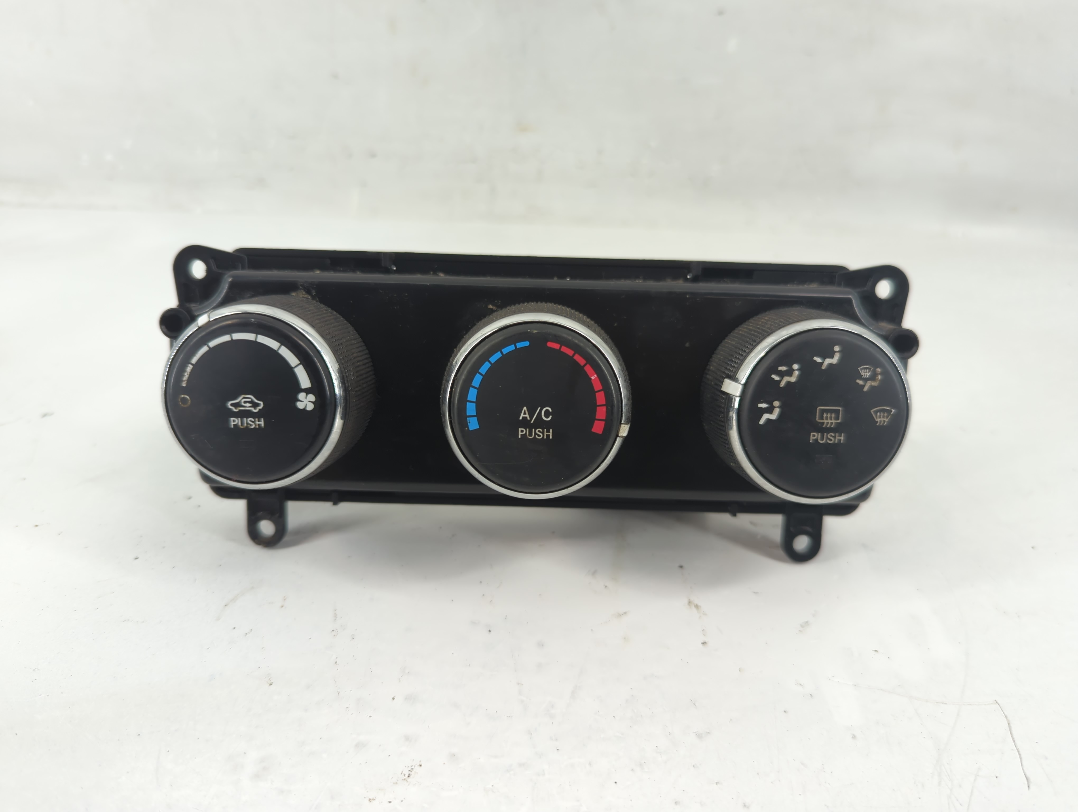 Jeep Compass Ac Heater Roof Climate Control P55111278af 1197579 - Oemusedautoparts1.com