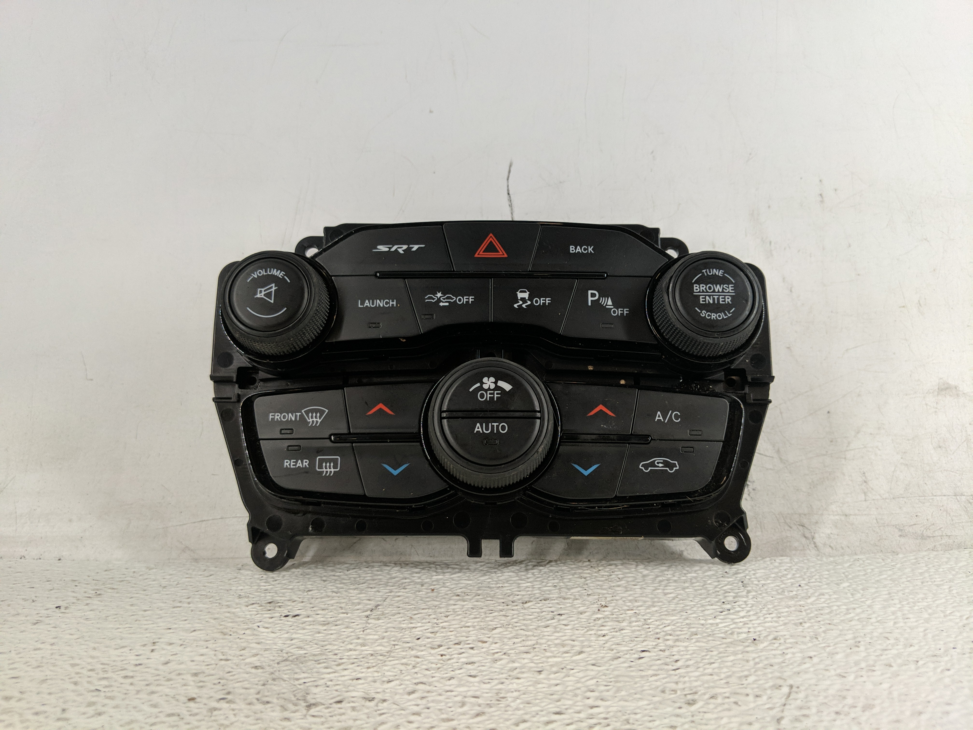 2016-2016 Dodge Challenger Ac Heater Climate Control 5418310 1197597 - Oemusedautoparts1.com