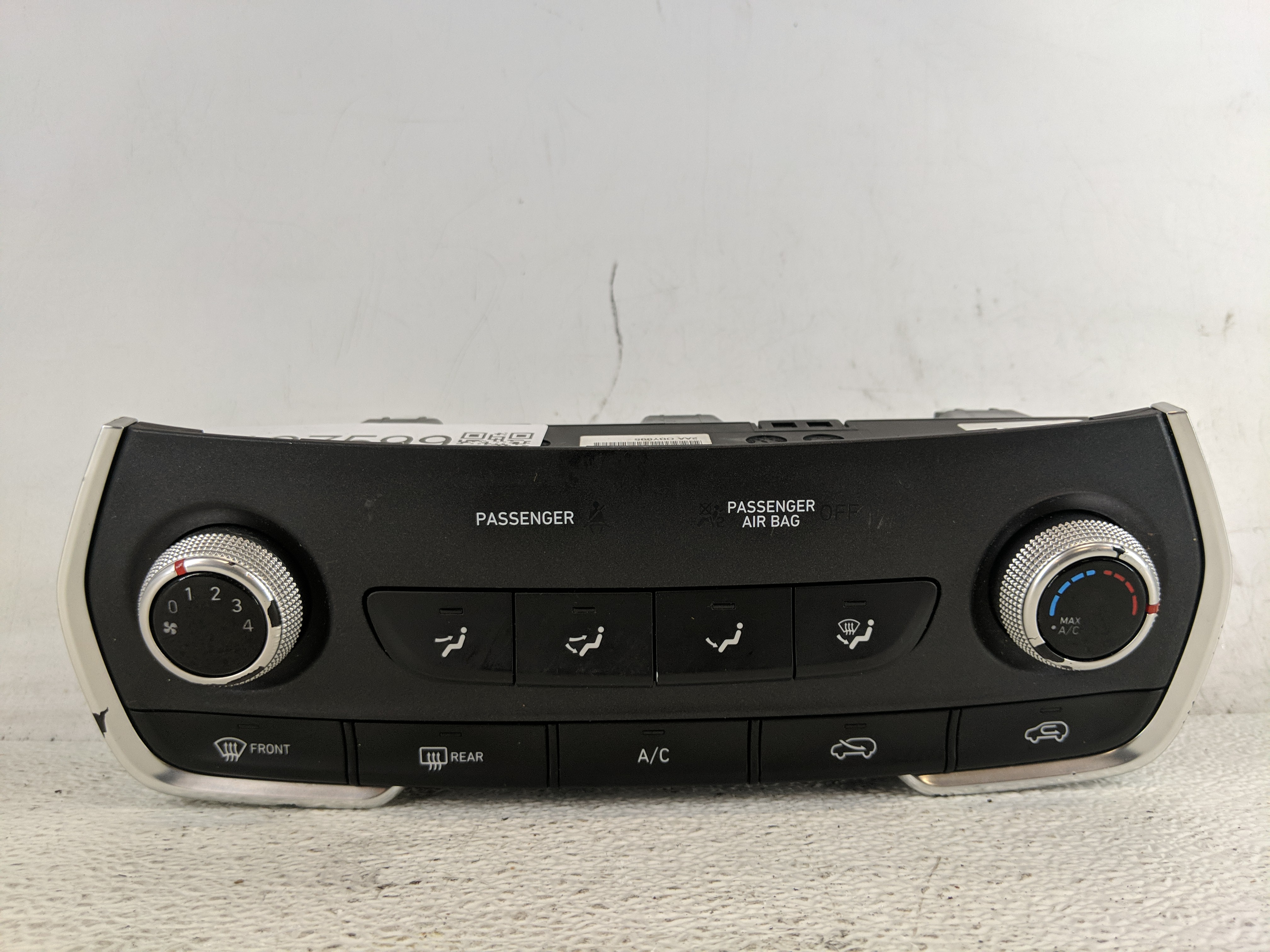 Picture of 2019-2020 Hyundai Santa Fe Ac Heater Roof Climate Control 97250-s2aa1 1197599