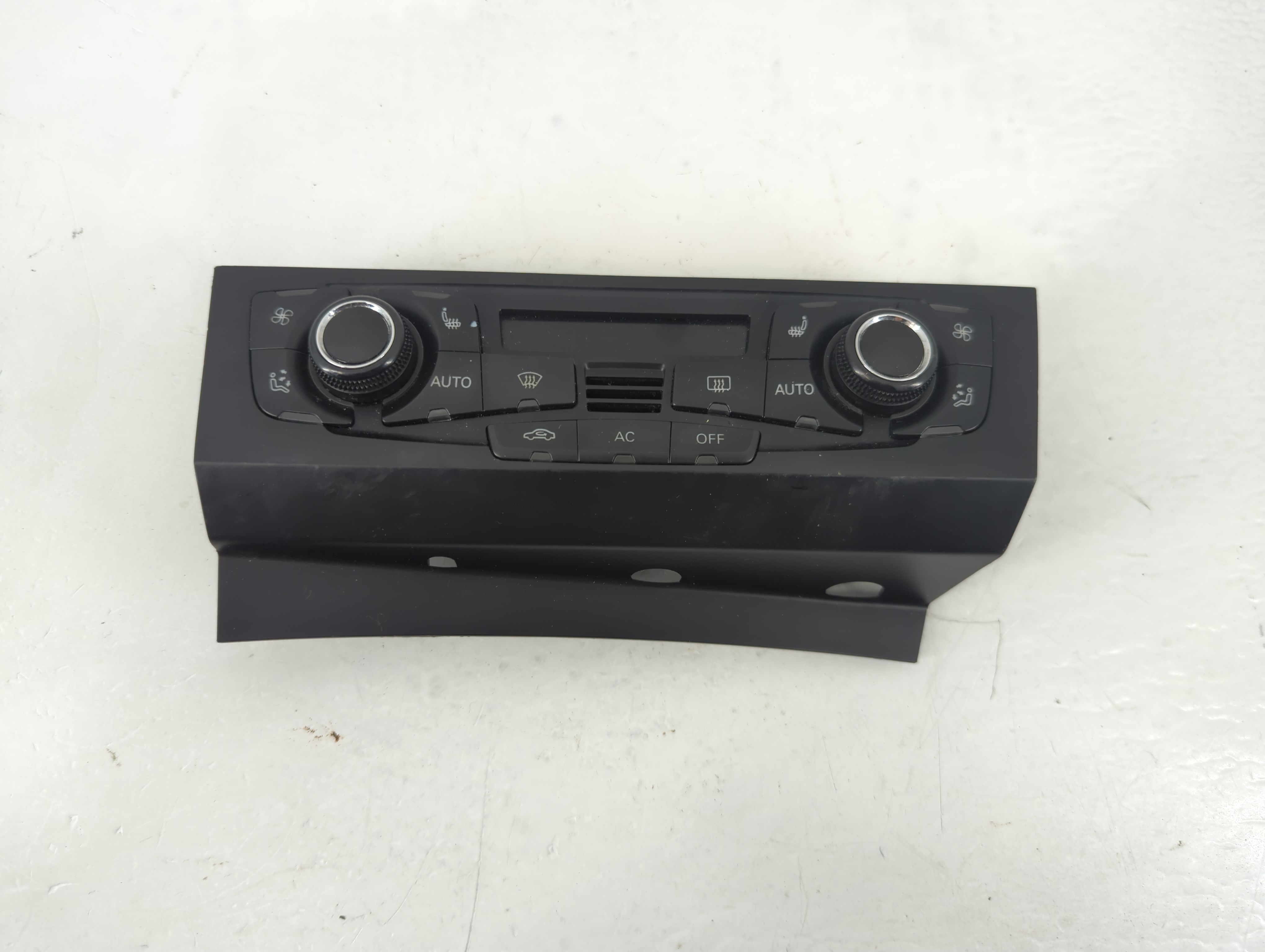 Picture of 2009-2012 Audi Q5 Ac Heater Roof Climate Control 8t1 820 043 Aq 1197621