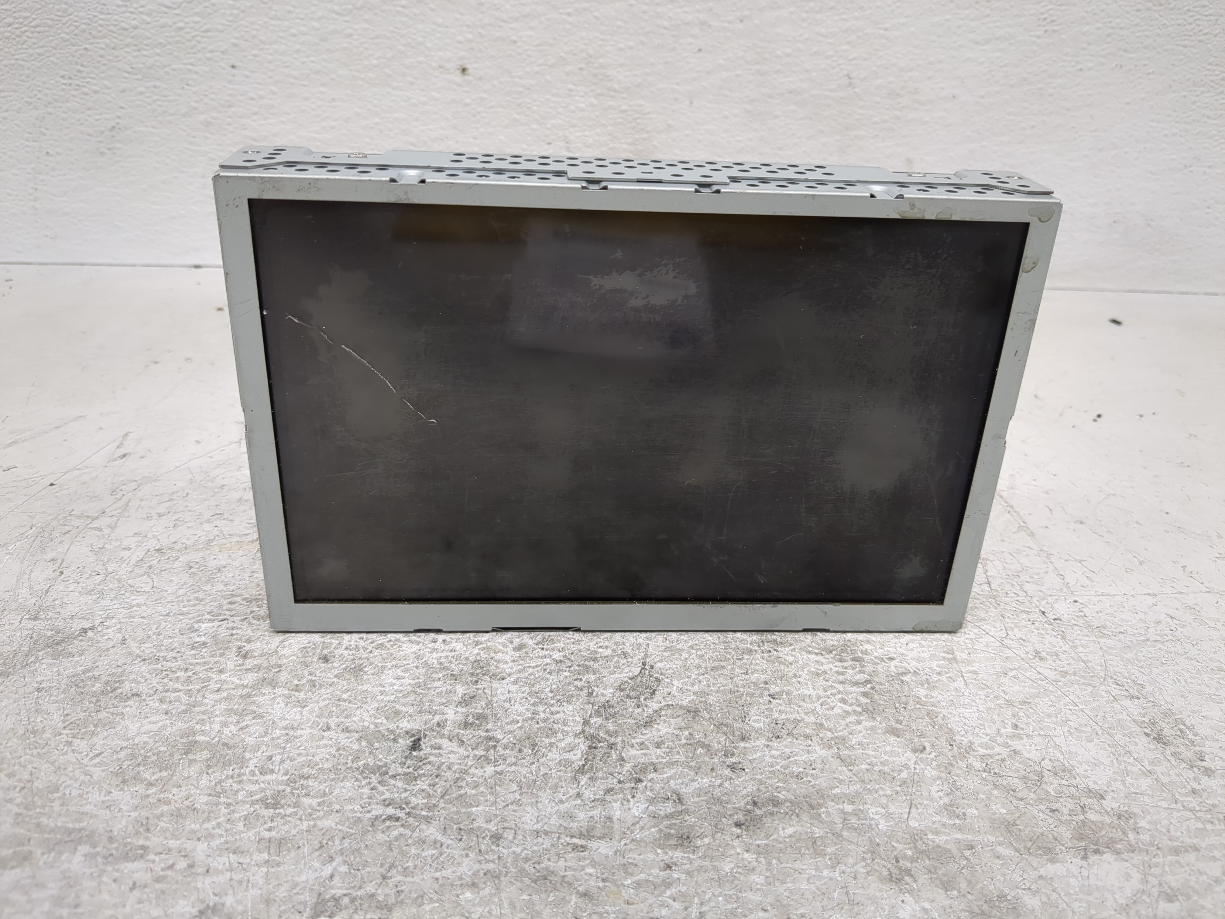 2011-2012 Lincoln Mks Information Display Screen 1197632 - Oemusedautoparts1.com