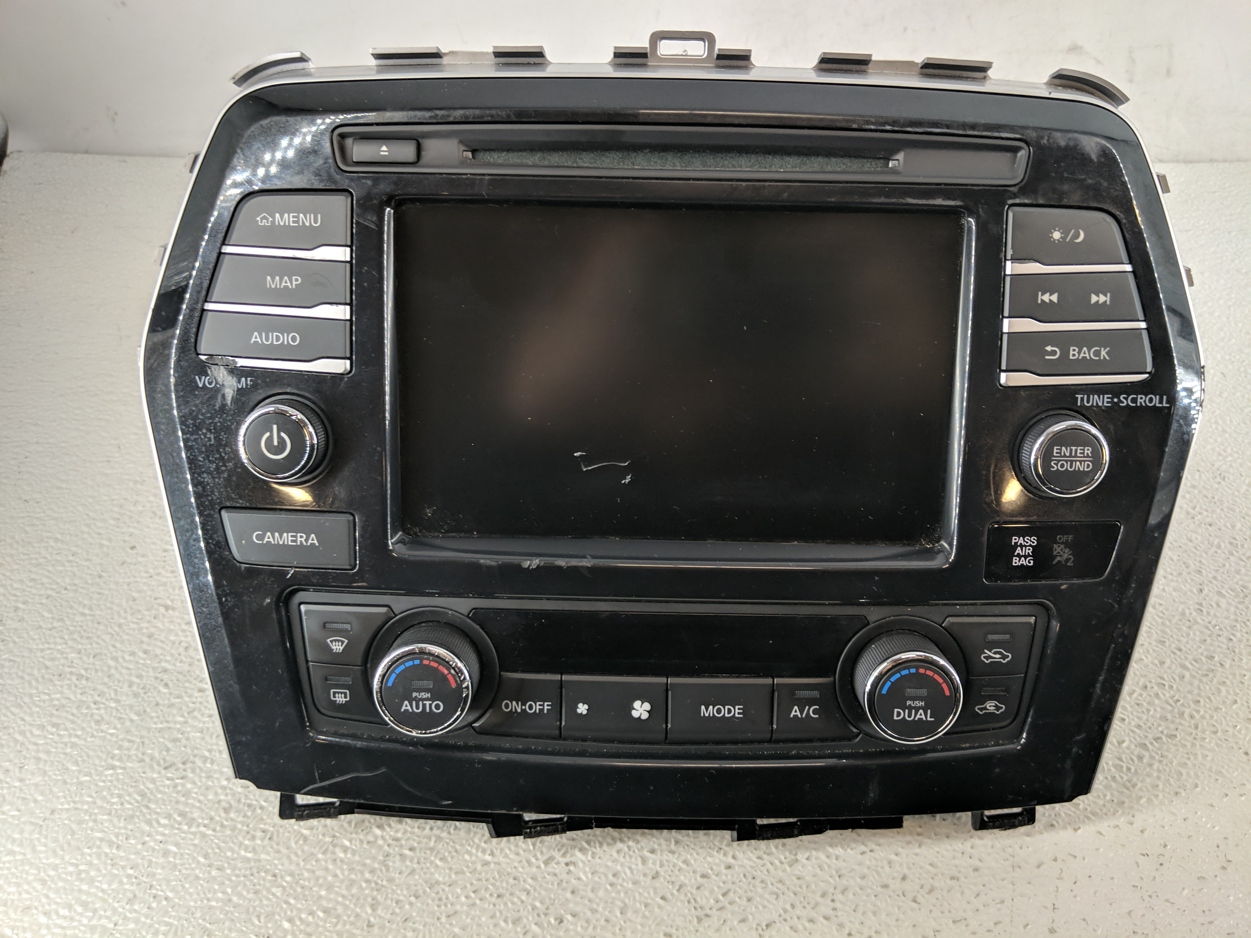 2020-2020 Nissan Maxima Am Fm Cd Player Radio Receiver 1197643 - Oemusedautoparts1.com
