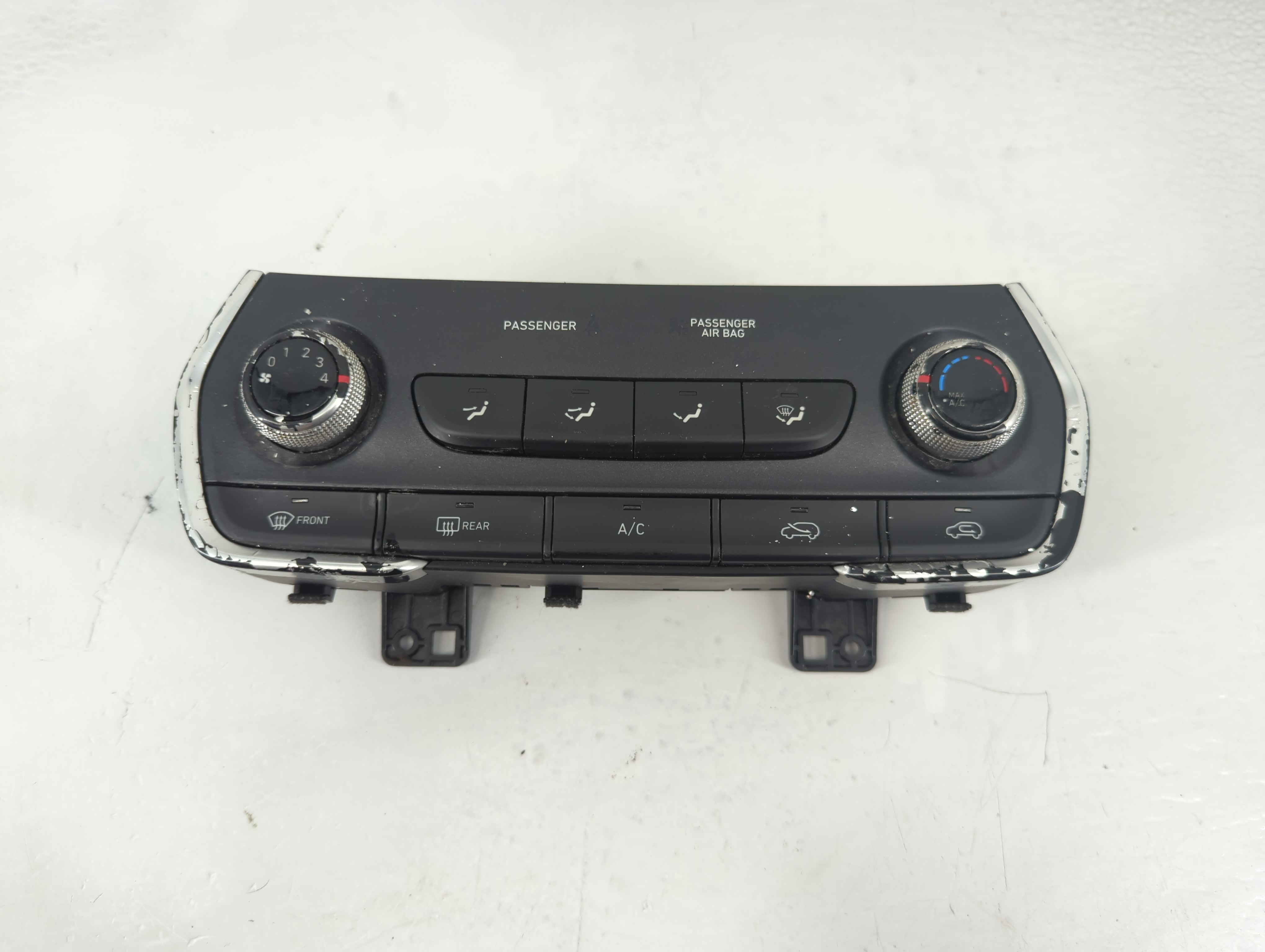 2019-2020 Hyundai Santa Fe Ac Heater Roof Climate Control 97250-s2aa1 1197649 - Oemusedautoparts1.com