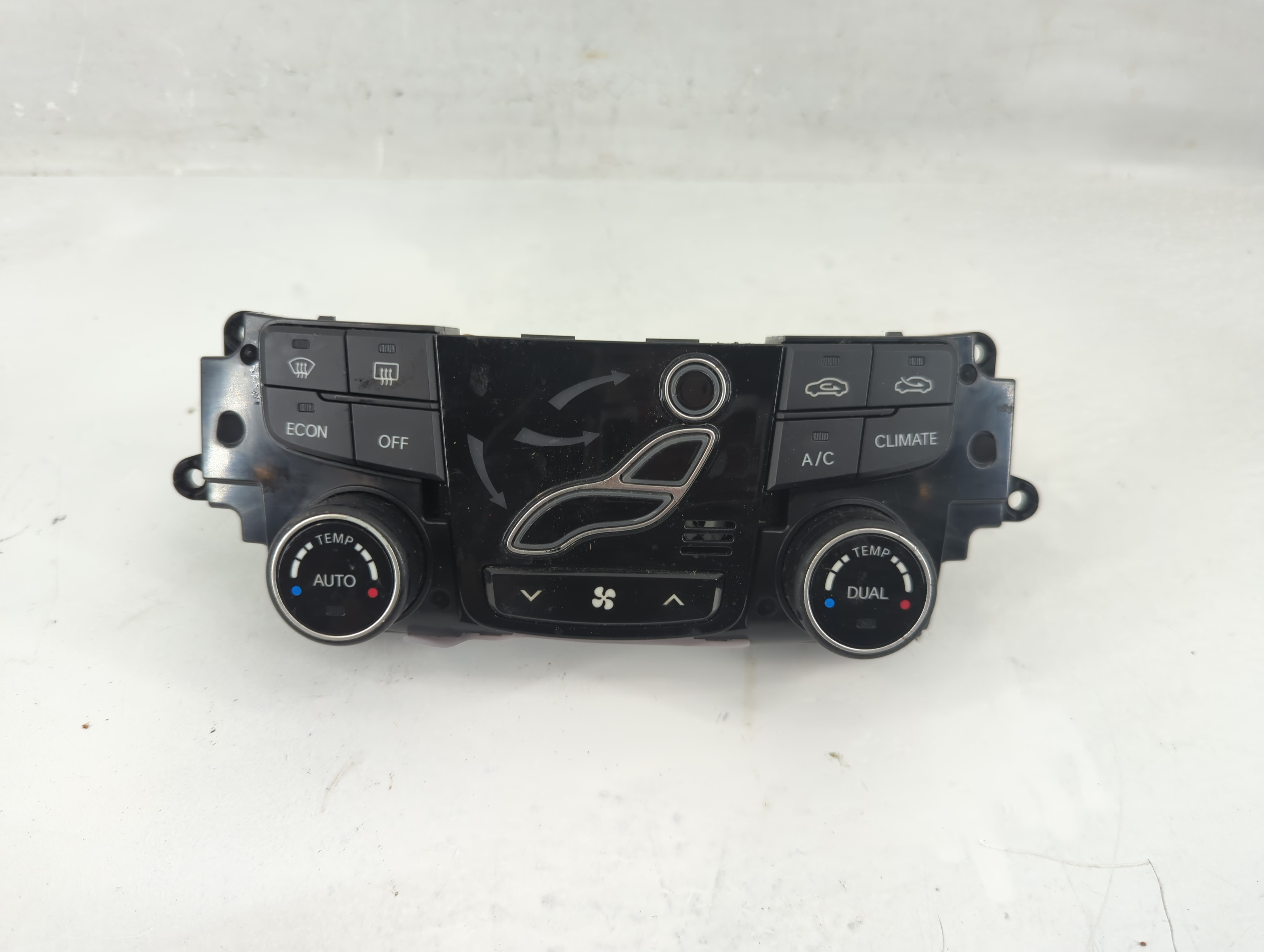 2011-2013 Hyundai Sonata Ac Heater Climate Control 97250-4rd24 1197651 - Oemusedautoparts1.com