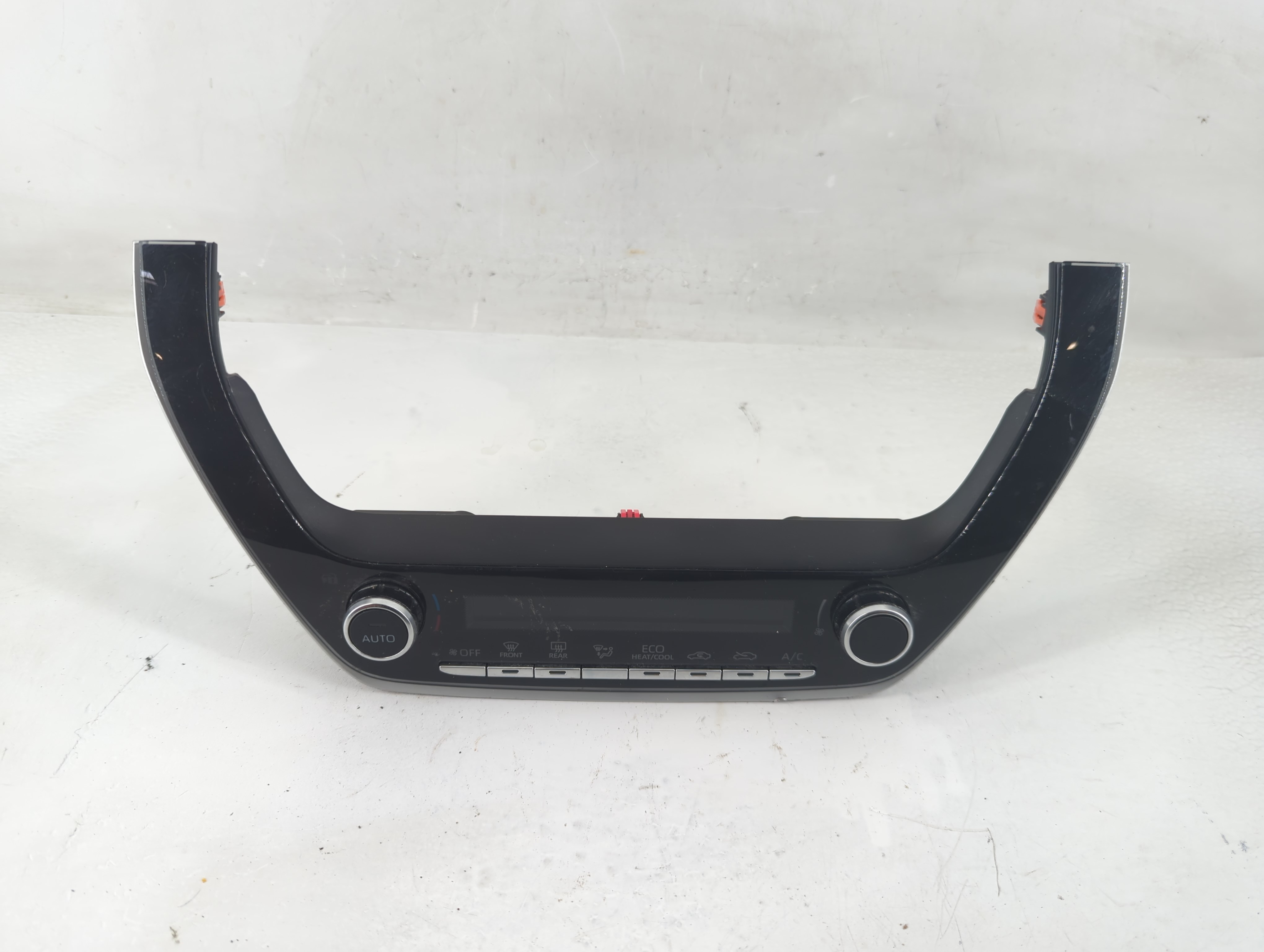 2024 Toyota Corolla Ac Heater Climate Control 55900-02m00 1197661 - Oemusedautoparts1.com
