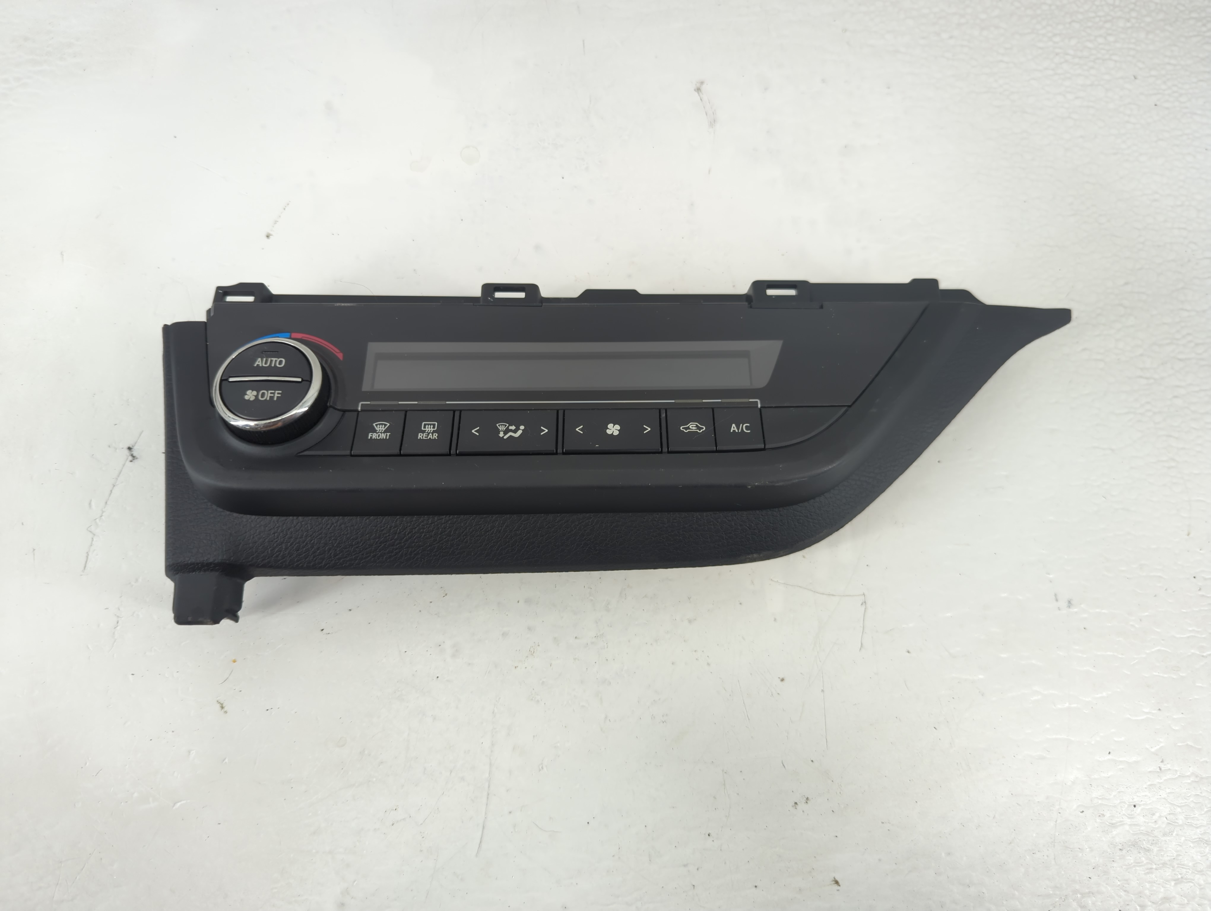 Picture of 2014-2016 Toyota Corolla Ac Heater Roof Climate Control 75f832 1197662