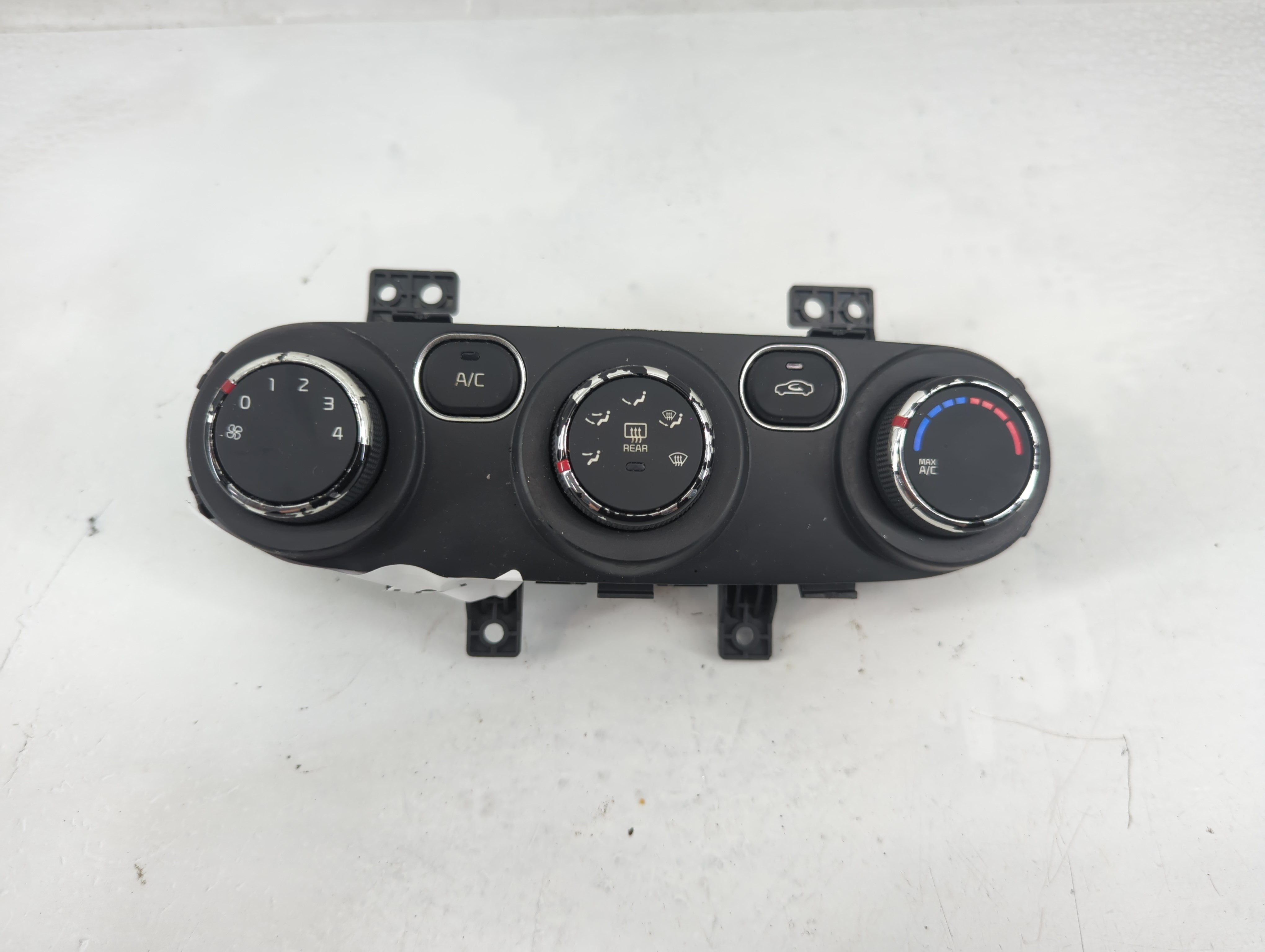2017-2018 Kia Forte Ac Heater Climate Control 1197664 - Oemusedautoparts1.com