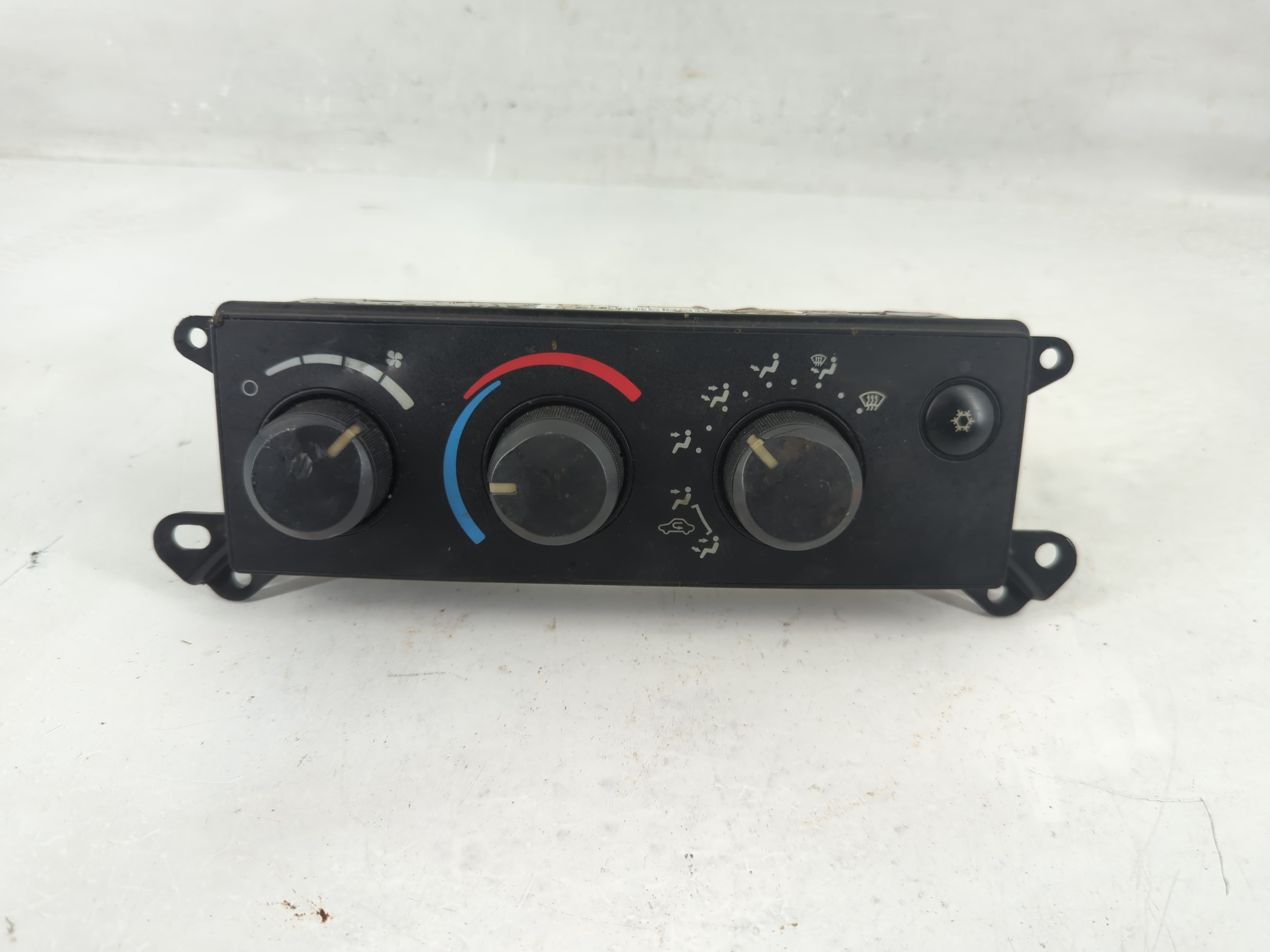 Picture of 2005-2005 Dodge Dakota Ac Heater Roof Climate Control P55056395ac 1197673