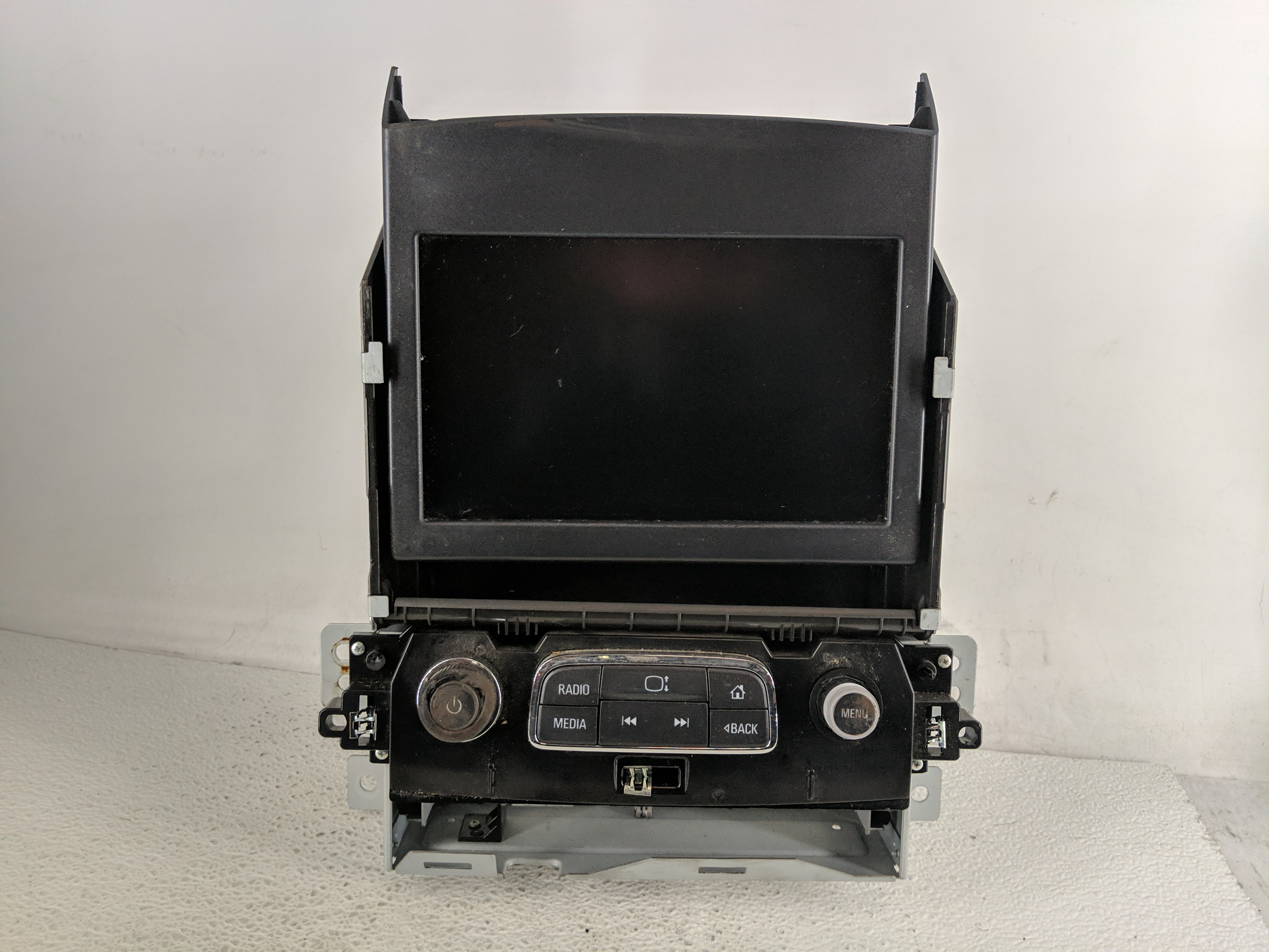 2016-2016 Chevrolet Impala Am Fm Cd Player Radio Receiver 1197719 - Oemusedautoparts1.com