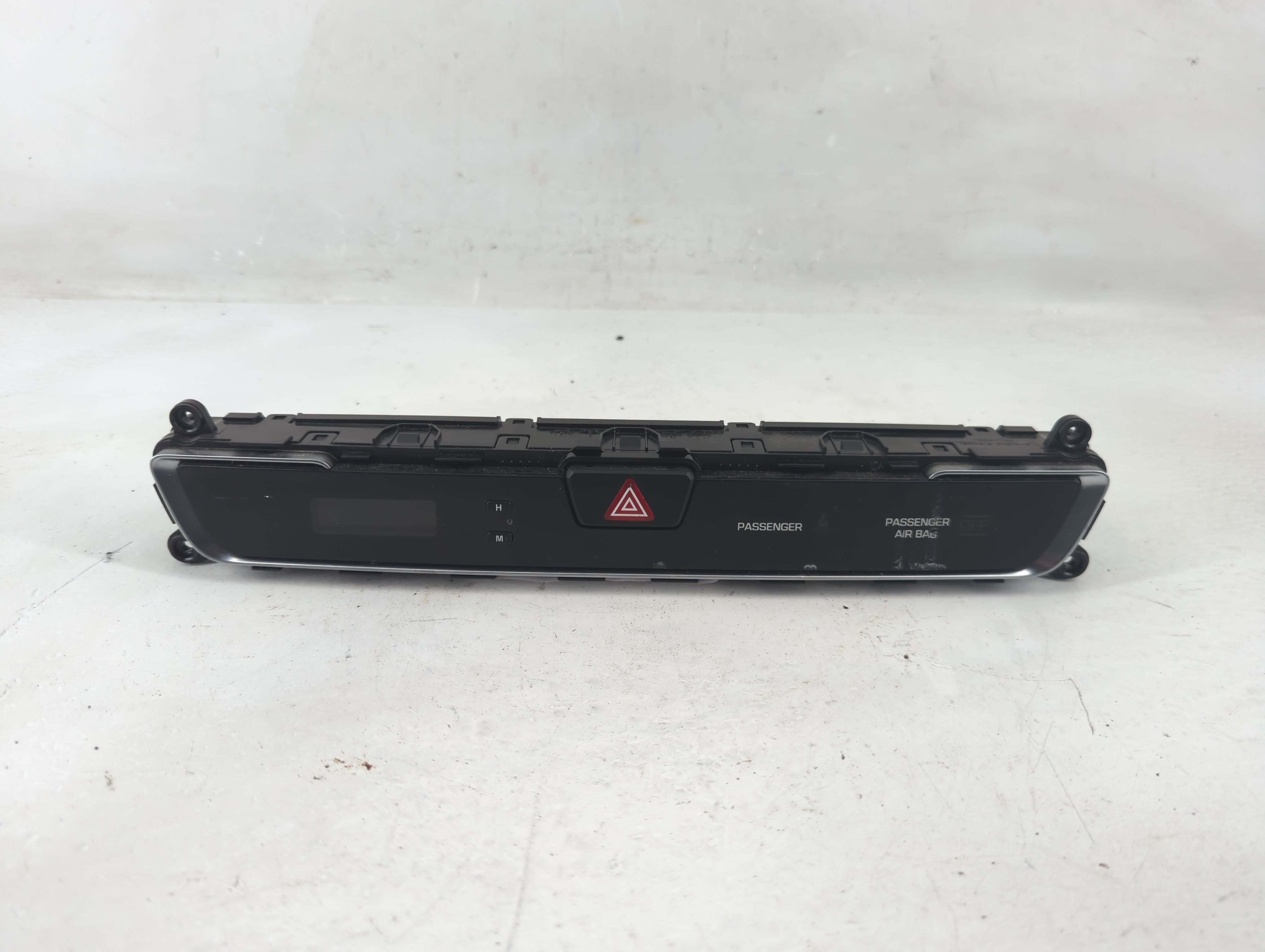 2011-2015 Hyundai Sonata Ac Heater Climate Control 94510-c1500 1197726 - Oemusedautoparts1.com