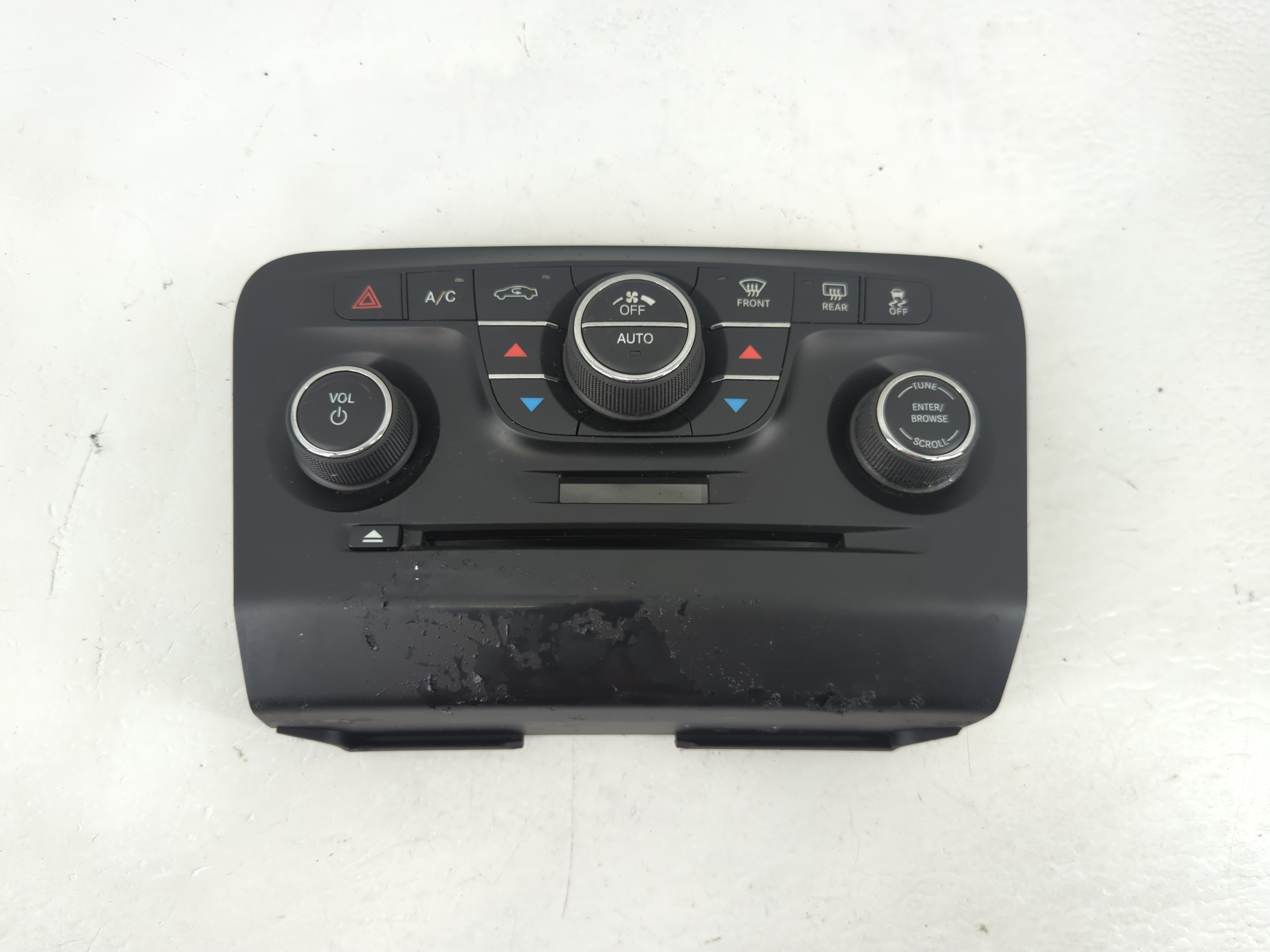 2013-2014 Dodge Charger Ac Heater Climate Control 1qh12dx9ae 1197736 - Oemusedautoparts1.com